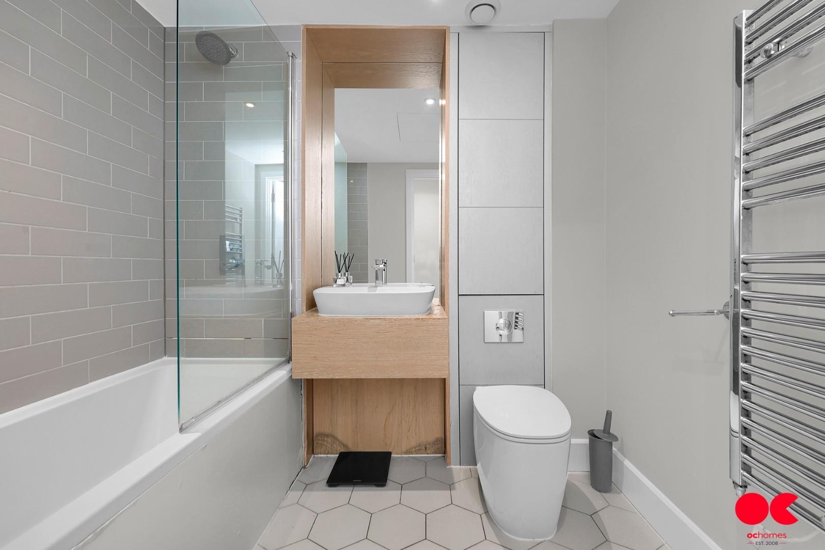 3 bed flat for sale in Ruckholt Road, Leyton  - Property Image 6