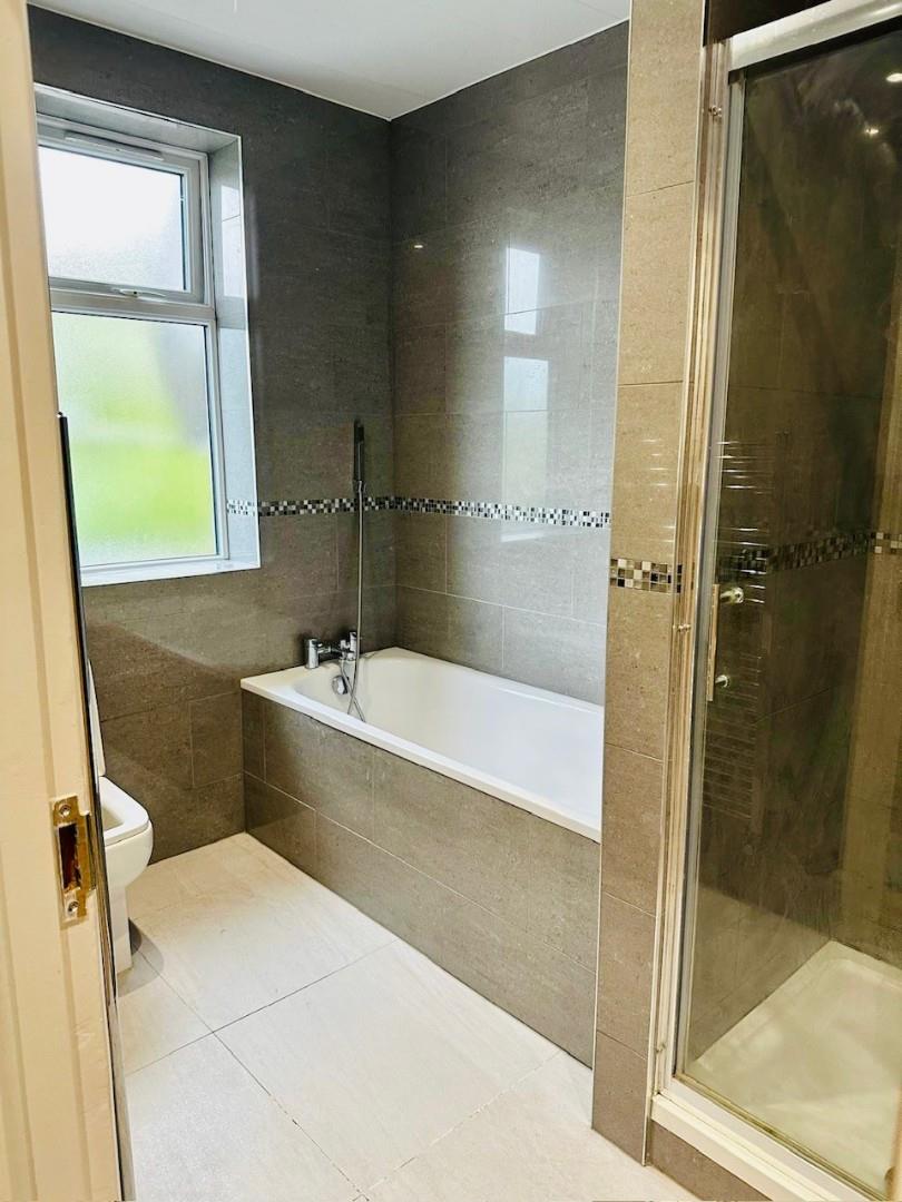 3 bed flat to rent in Cecil Road, London  - Property Image 9