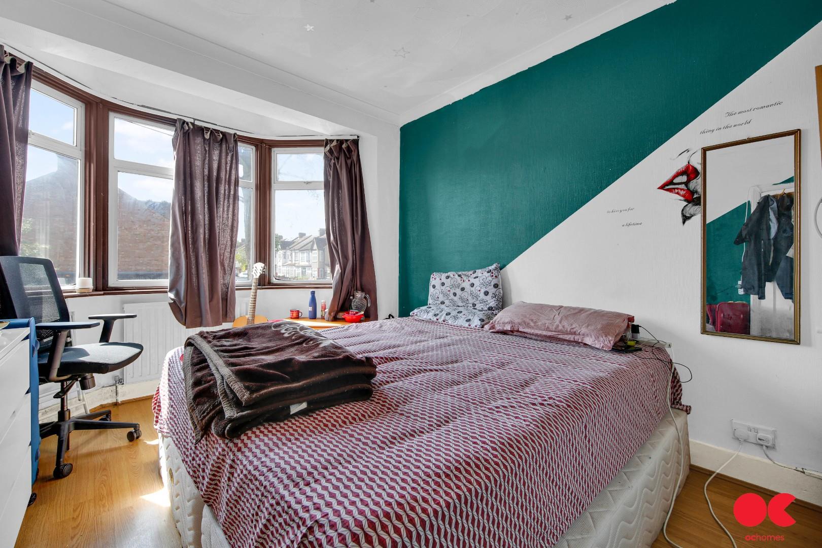 3 bed terraced house for sale in Peterborough Road, Leyton  - Property Image 4