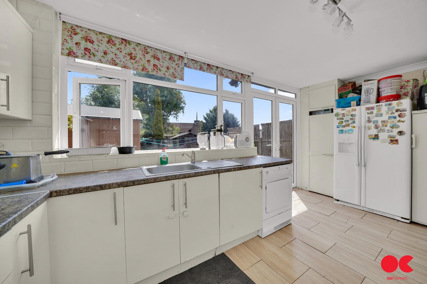 4 bed terraced house for sale in Mendip Road, Hornchurch  - Property Image 22