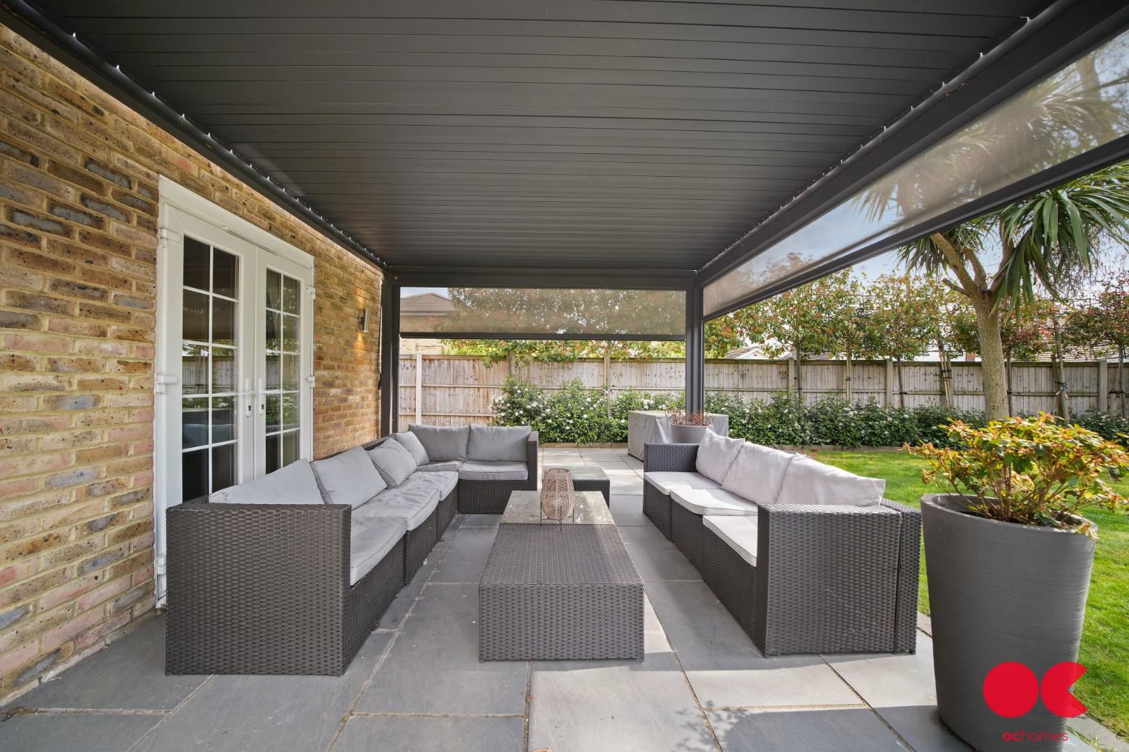 5 bed detached house for sale in Herbert Road, Hornchurch  - Property Image 6