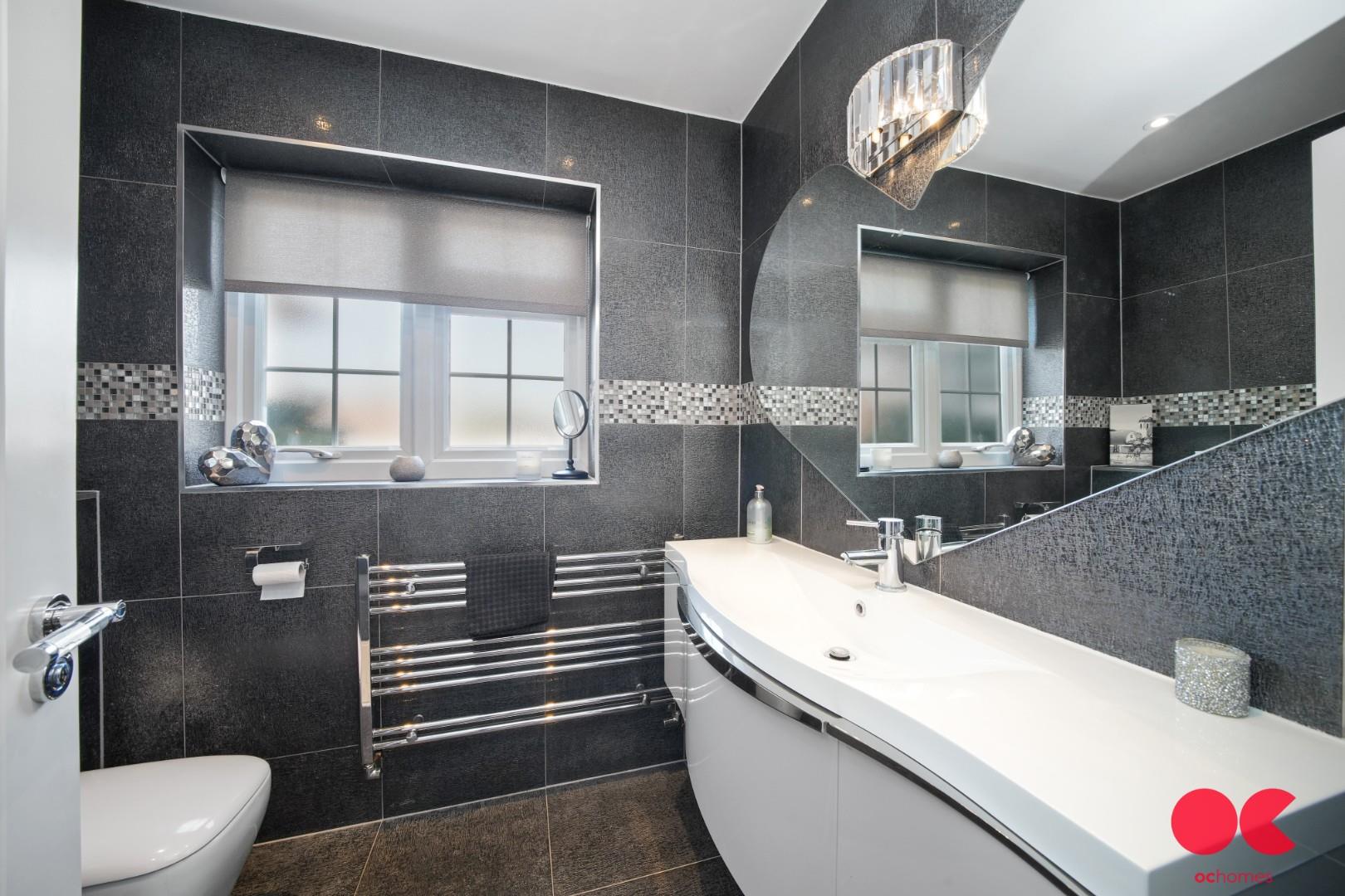 5 bed detached house for sale in Herbert Road, Hornchurch  - Property Image 13