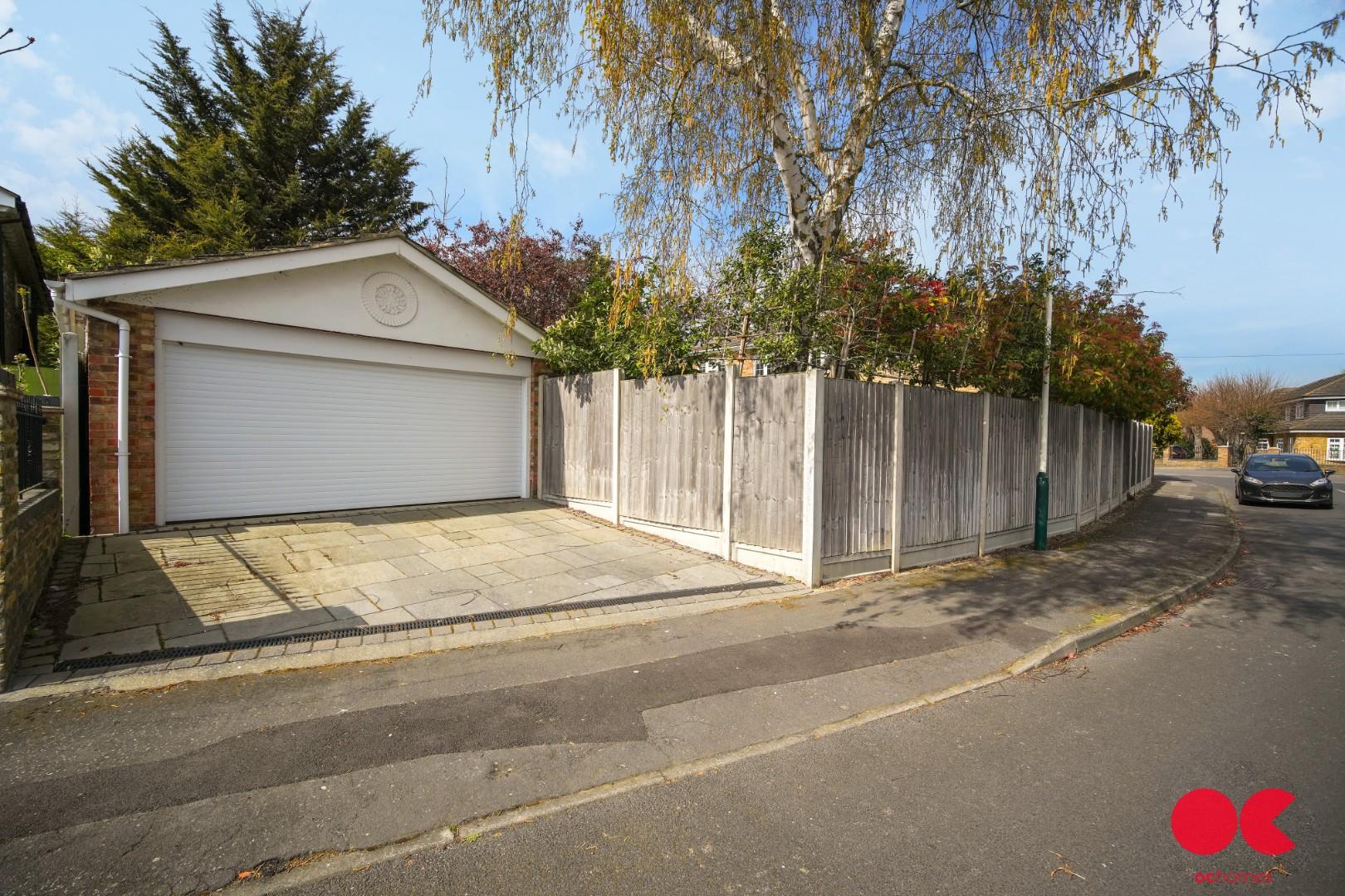 5 bed detached house for sale in Herbert Road, Hornchurch  - Property Image 47