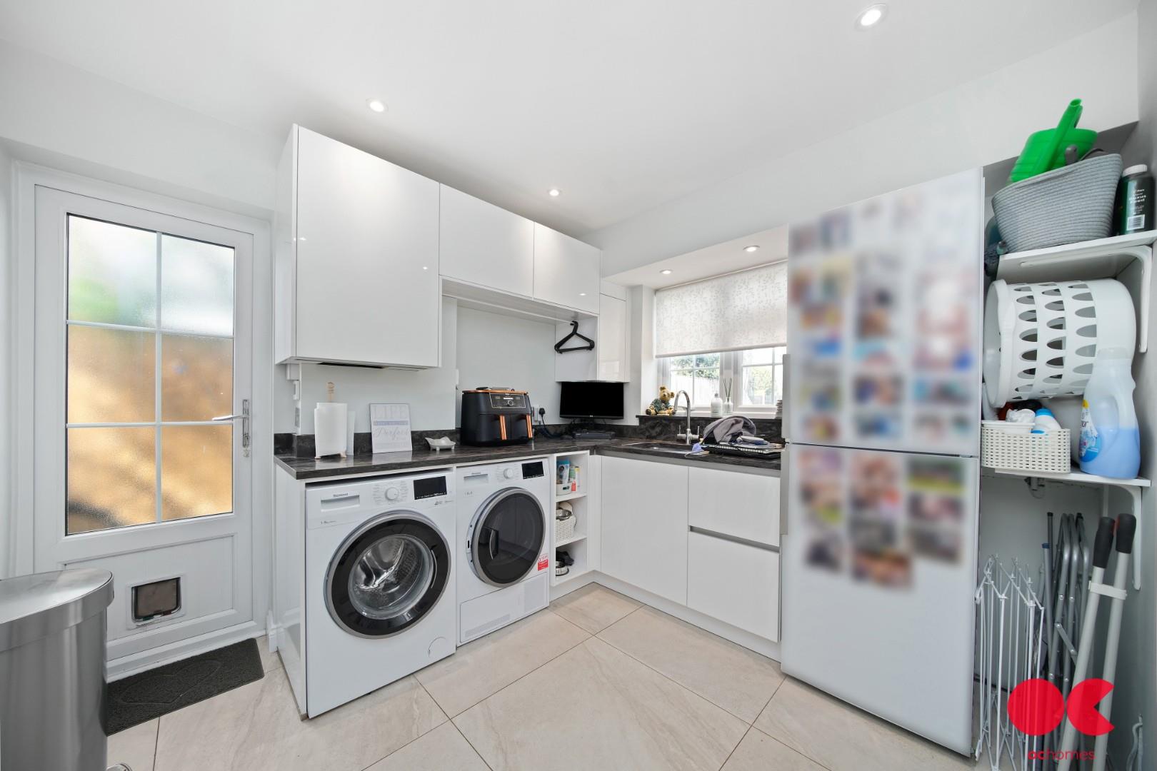 5 bed detached house for sale in Herbert Road, Hornchurch  - Property Image 31