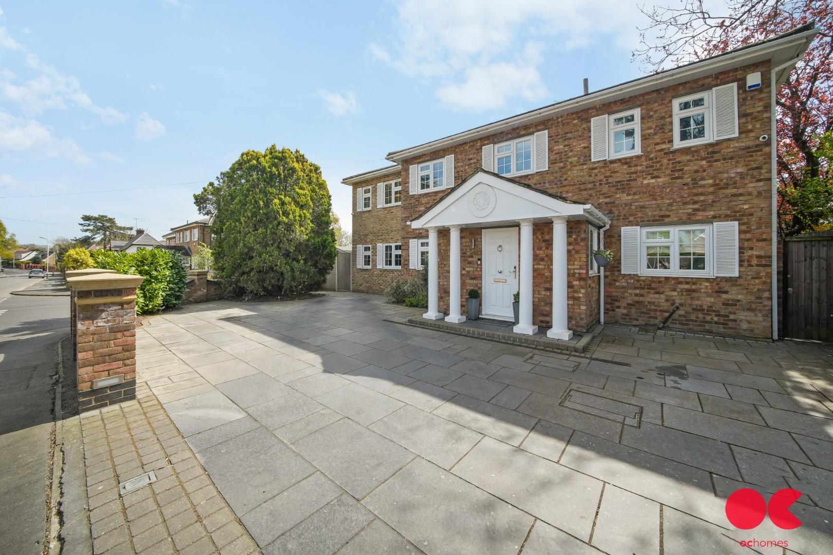 5 bed detached house for sale in Herbert Road, Hornchurch  - Property Image 16