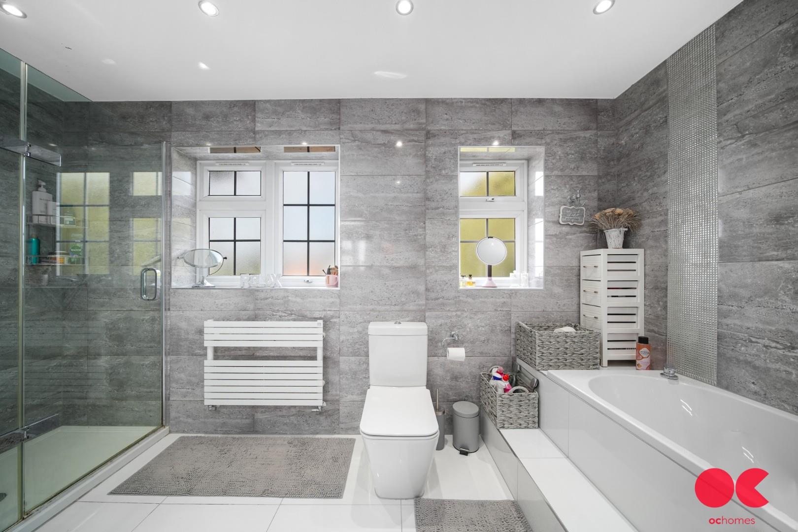 5 bed detached house for sale in Herbert Road, Hornchurch  - Property Image 7
