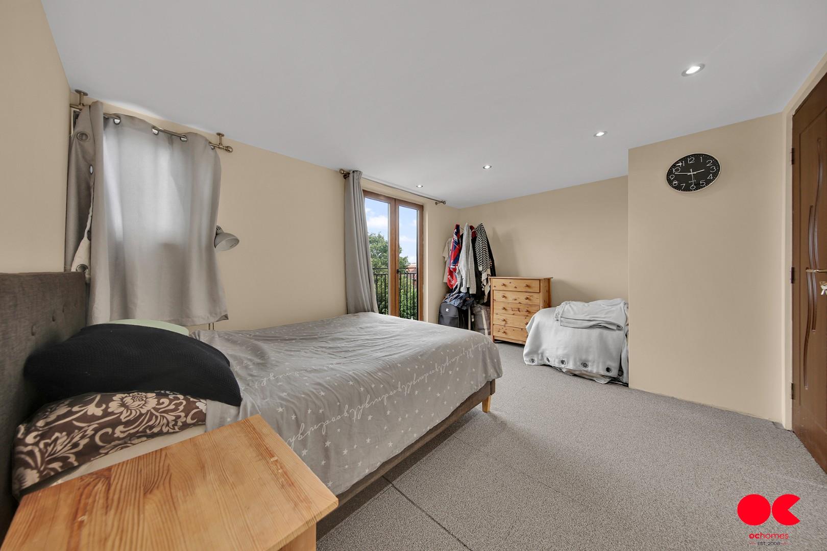4 bed semi-detached house for sale in Homestead Road, Dagenham  - Property Image 12