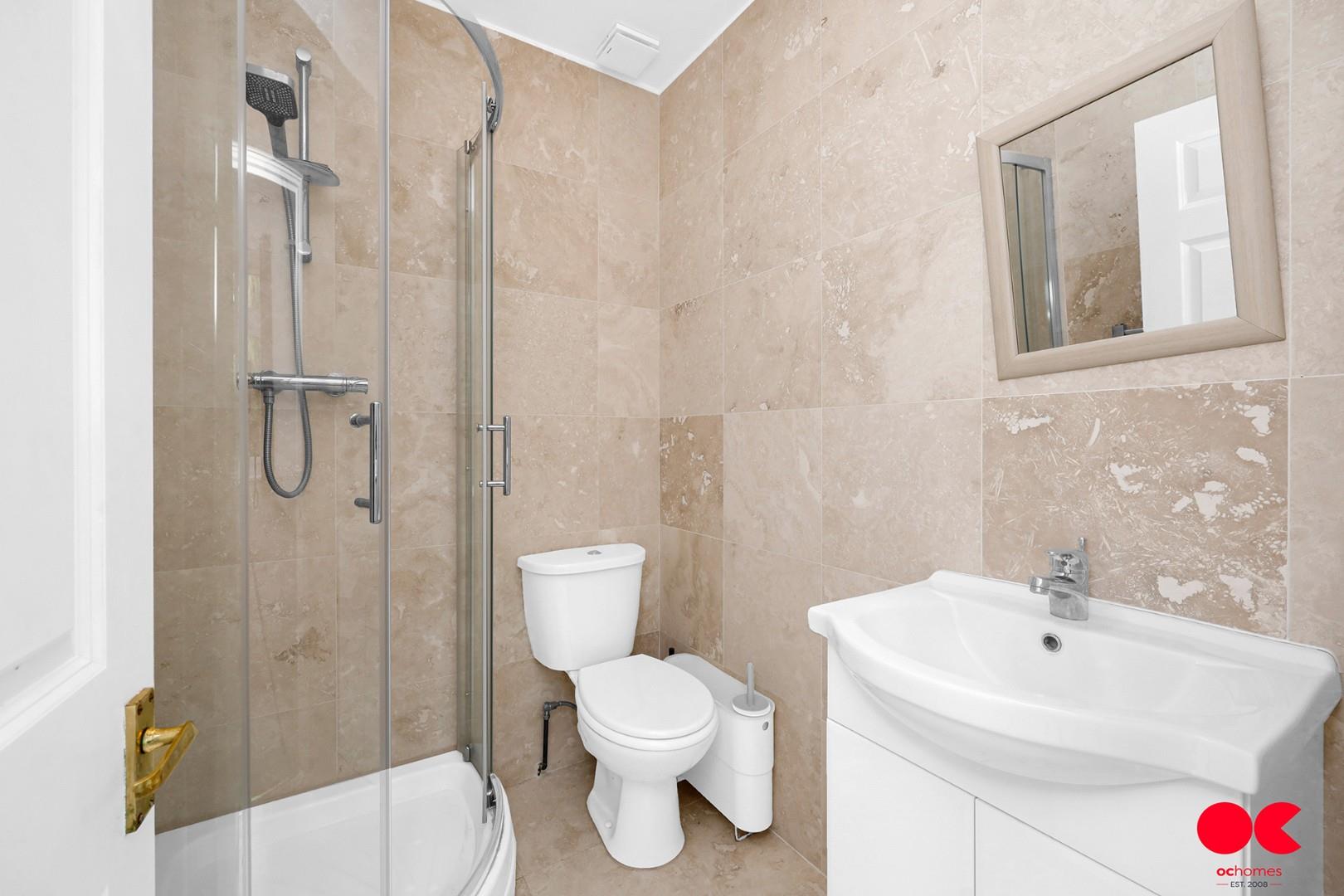 5 bed detached house to rent in Upland Drive, Brookmans Park  - Property Image 37