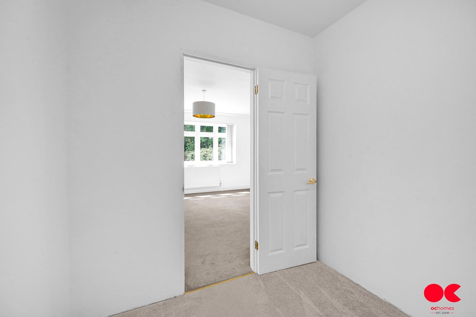 5 bed detached house to rent in Upland Drive, Brookmans Park  - Property Image 27