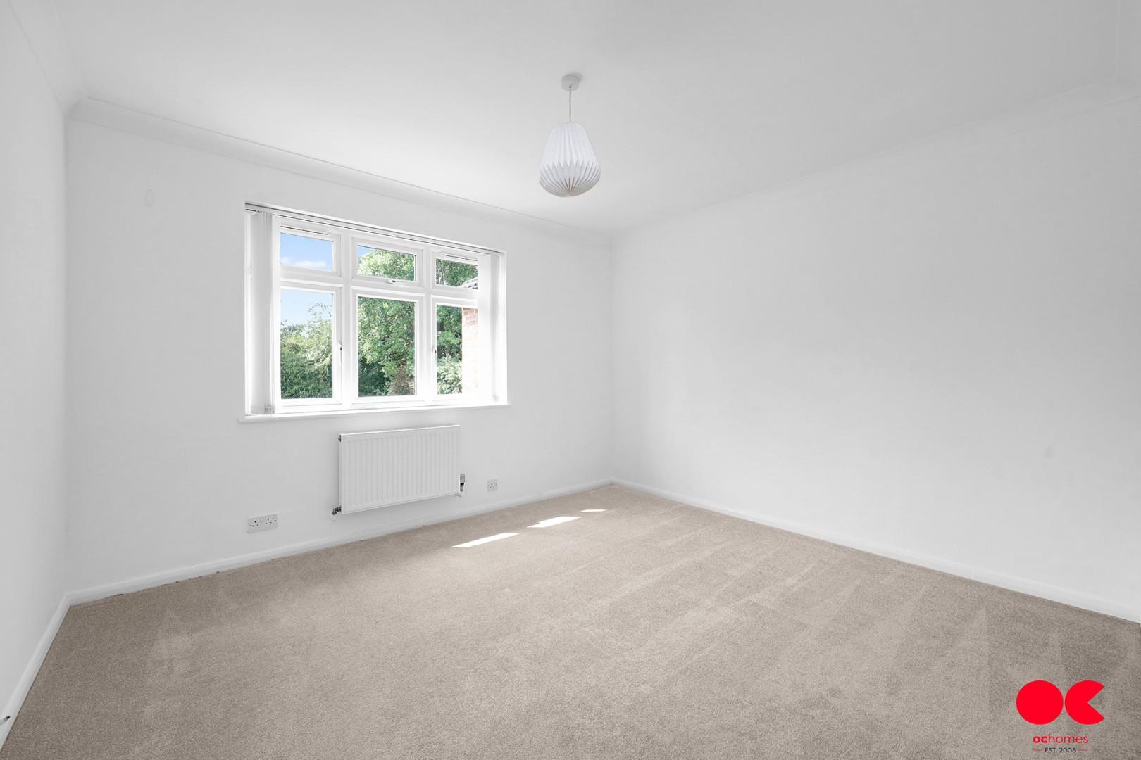 5 bed detached house to rent in Upland Drive, Brookmans Park  - Property Image 18