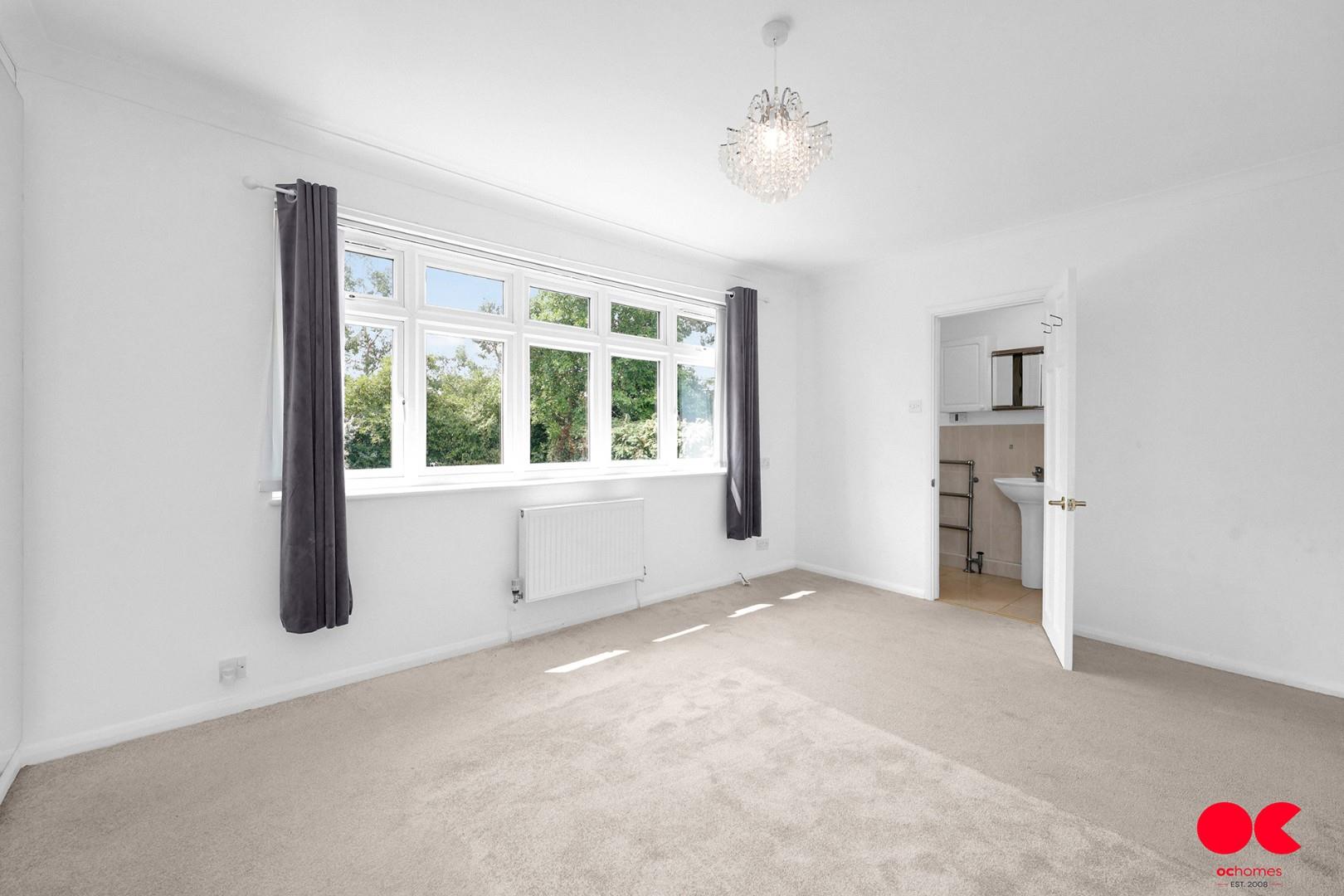 5 bed detached house to rent in Upland Drive, Brookmans Park  - Property Image 16