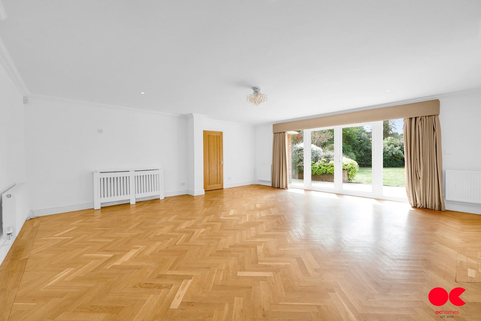 5 bed detached house to rent in Upland Drive, Brookmans Park  - Property Image 44