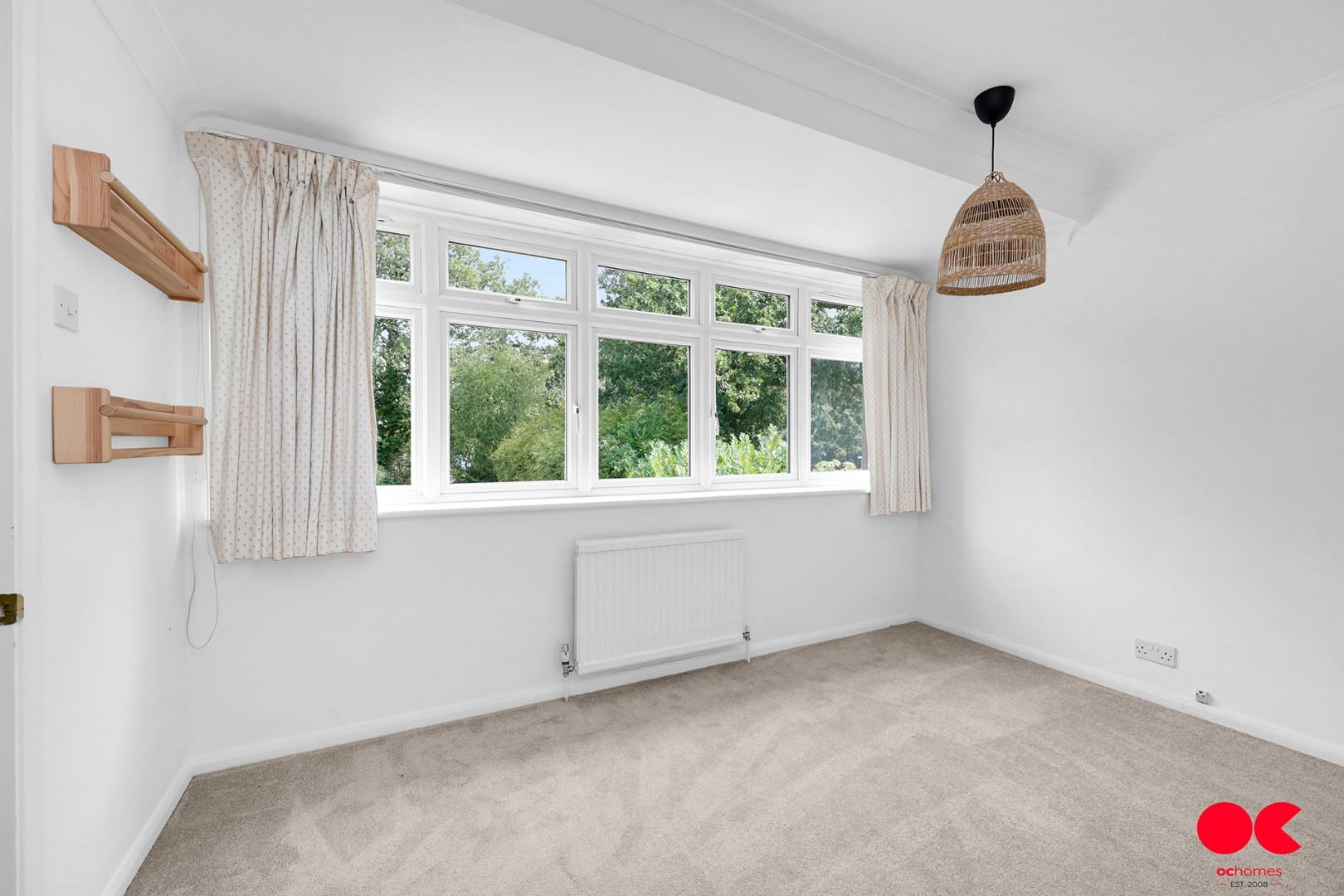 5 bed detached house to rent in Upland Drive, Brookmans Park  - Property Image 14