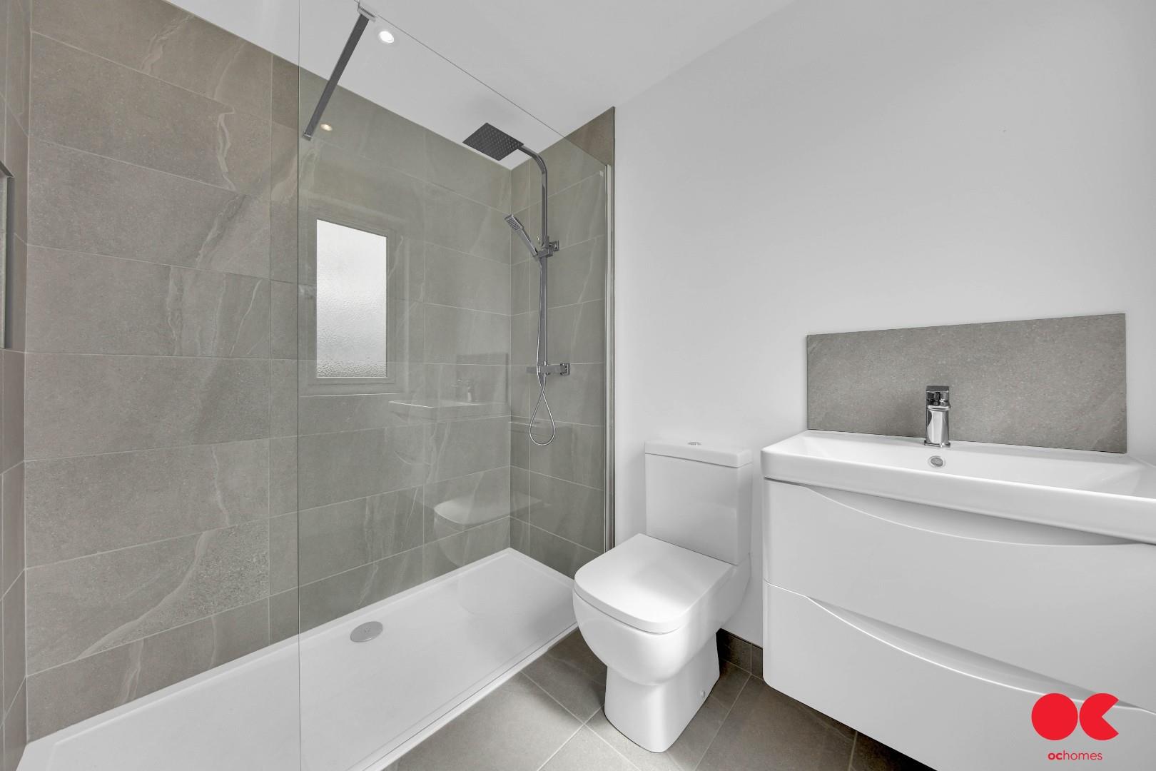 4 bed semi-detached house for sale in Central Drive, Hornchurch  - Property Image 34