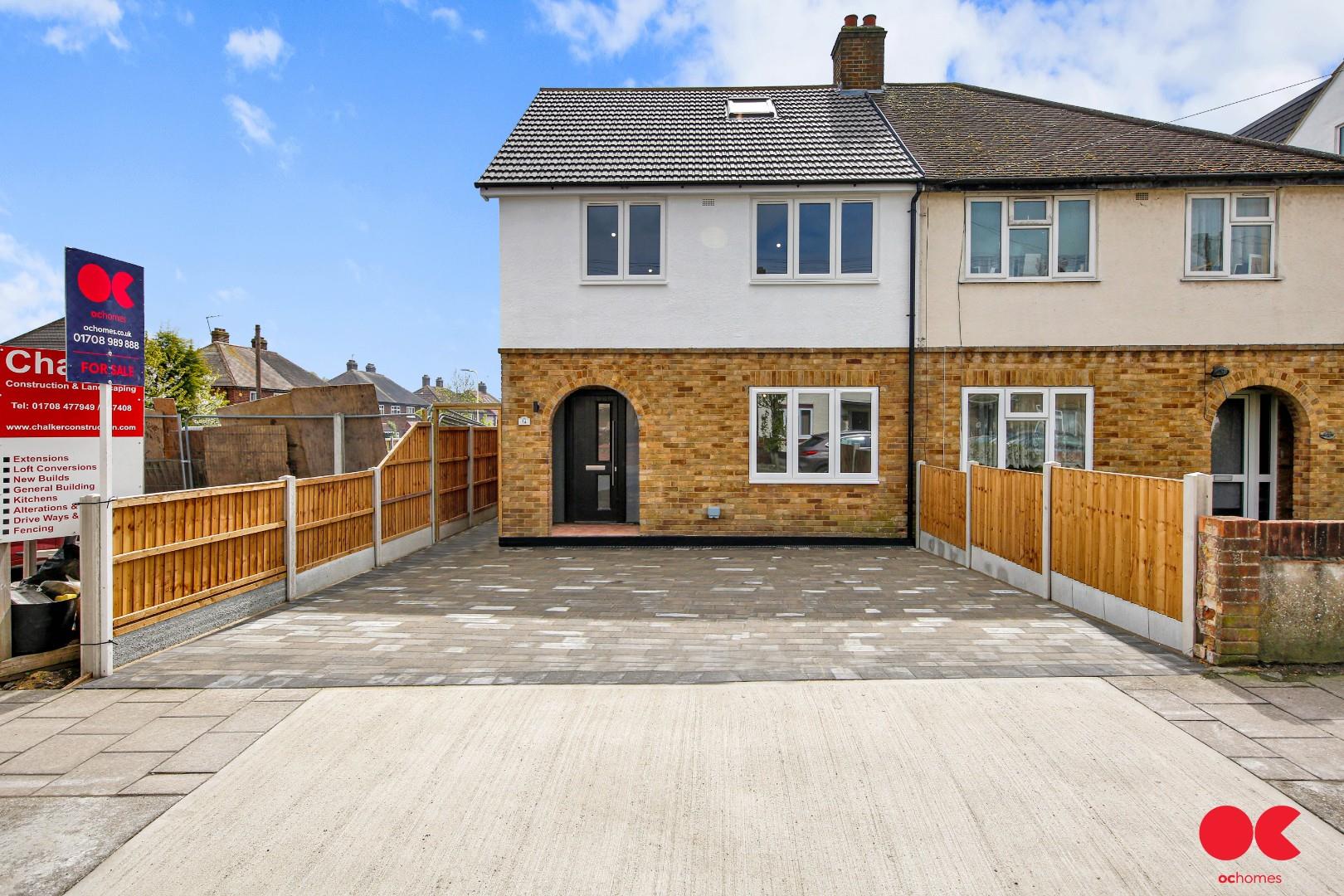 4 bed semi-detached house for sale in Central Drive, Hornchurch  - Property Image 19
