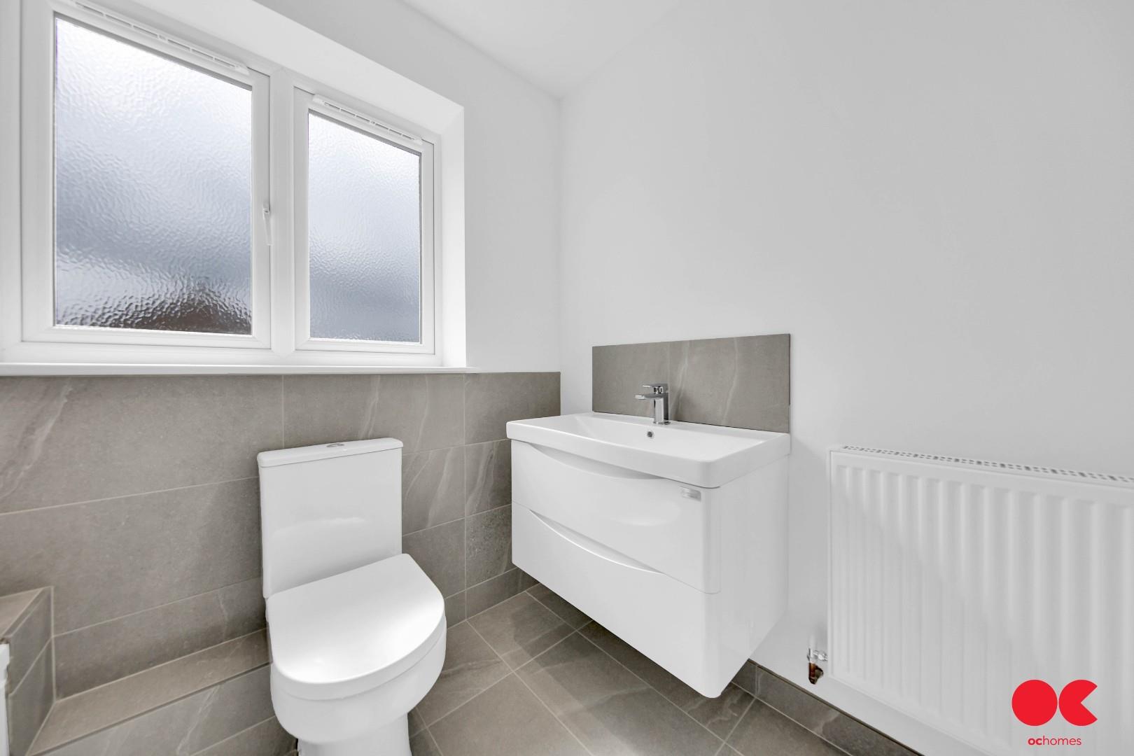 4 bed semi-detached house for sale in Central Drive, Hornchurch  - Property Image 15