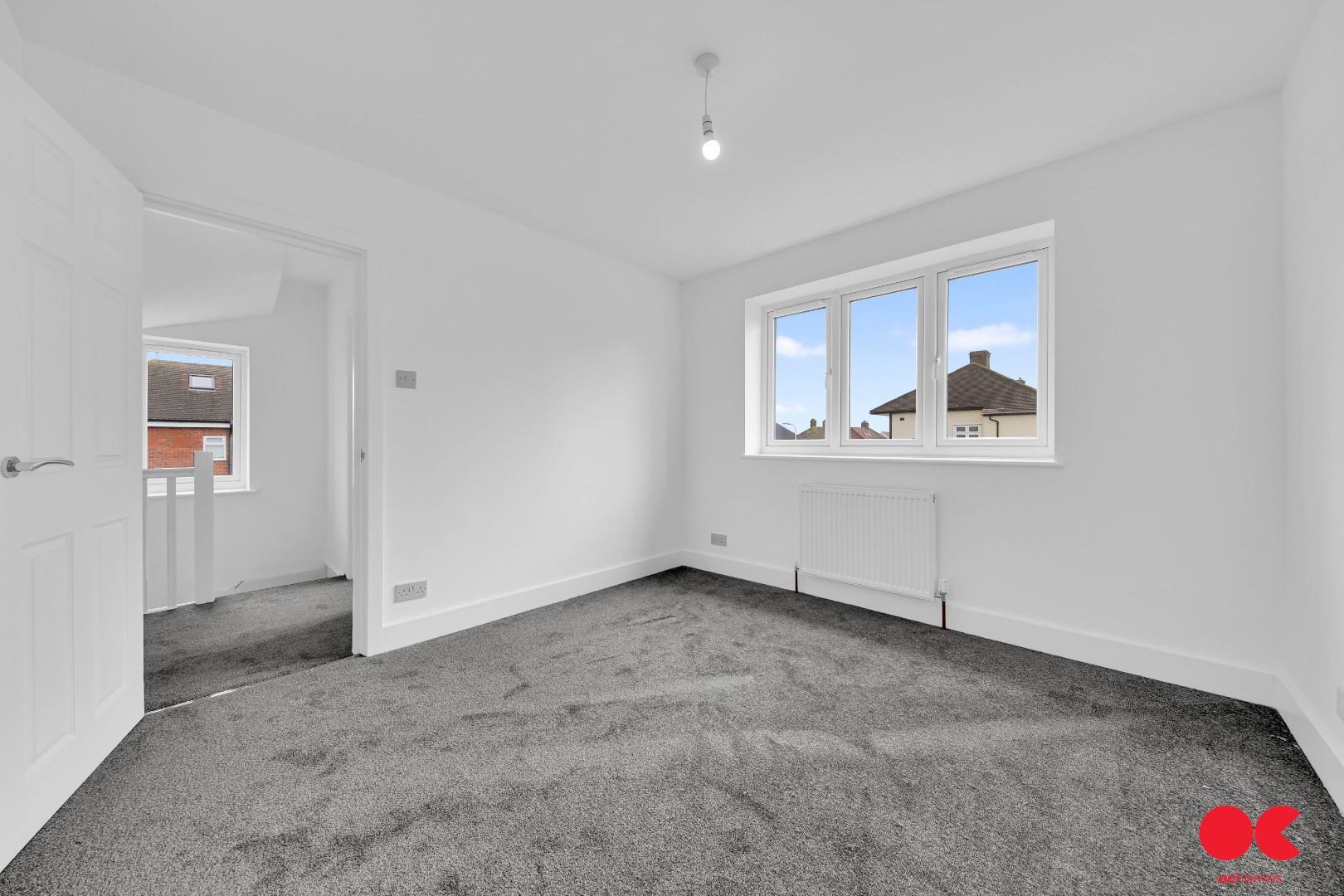 4 bed semi-detached house for sale in Central Drive, Hornchurch  - Property Image 21