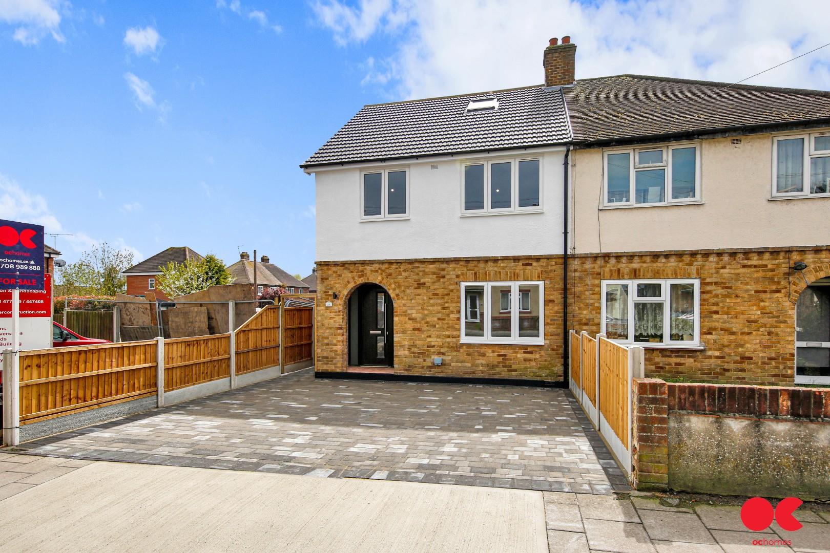 4 bed semi-detached house for sale in Central Drive, Hornchurch  - Property Image 43