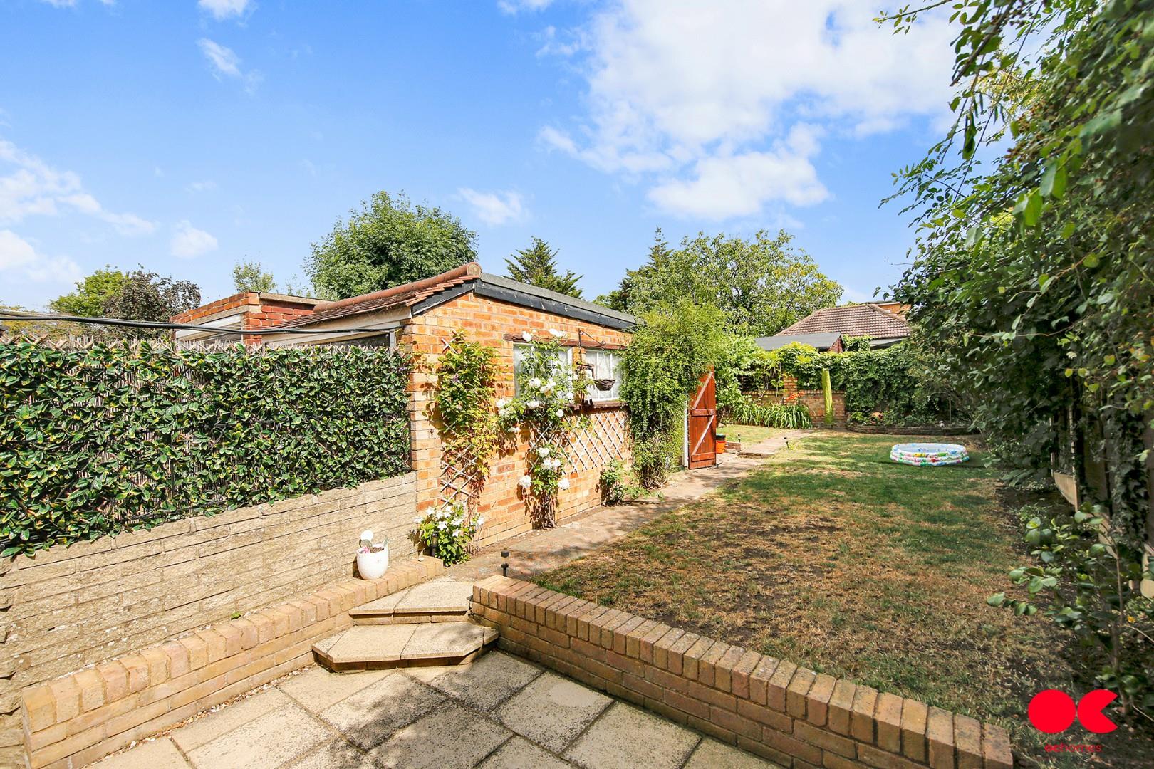 3 bed semi-detached house to rent in Farnes Drive, Romford  - Property Image 19