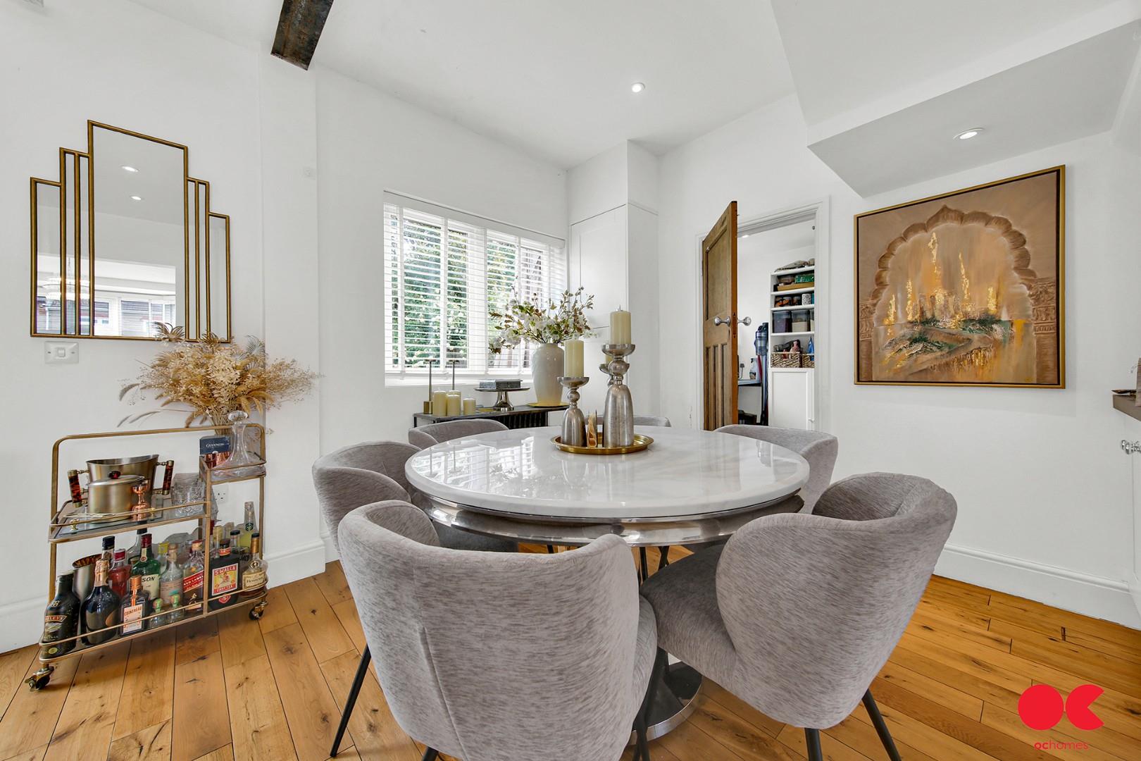 3 bed semi-detached house for sale in Rosslyn Avenue, Harold Wood  - Property Image 14