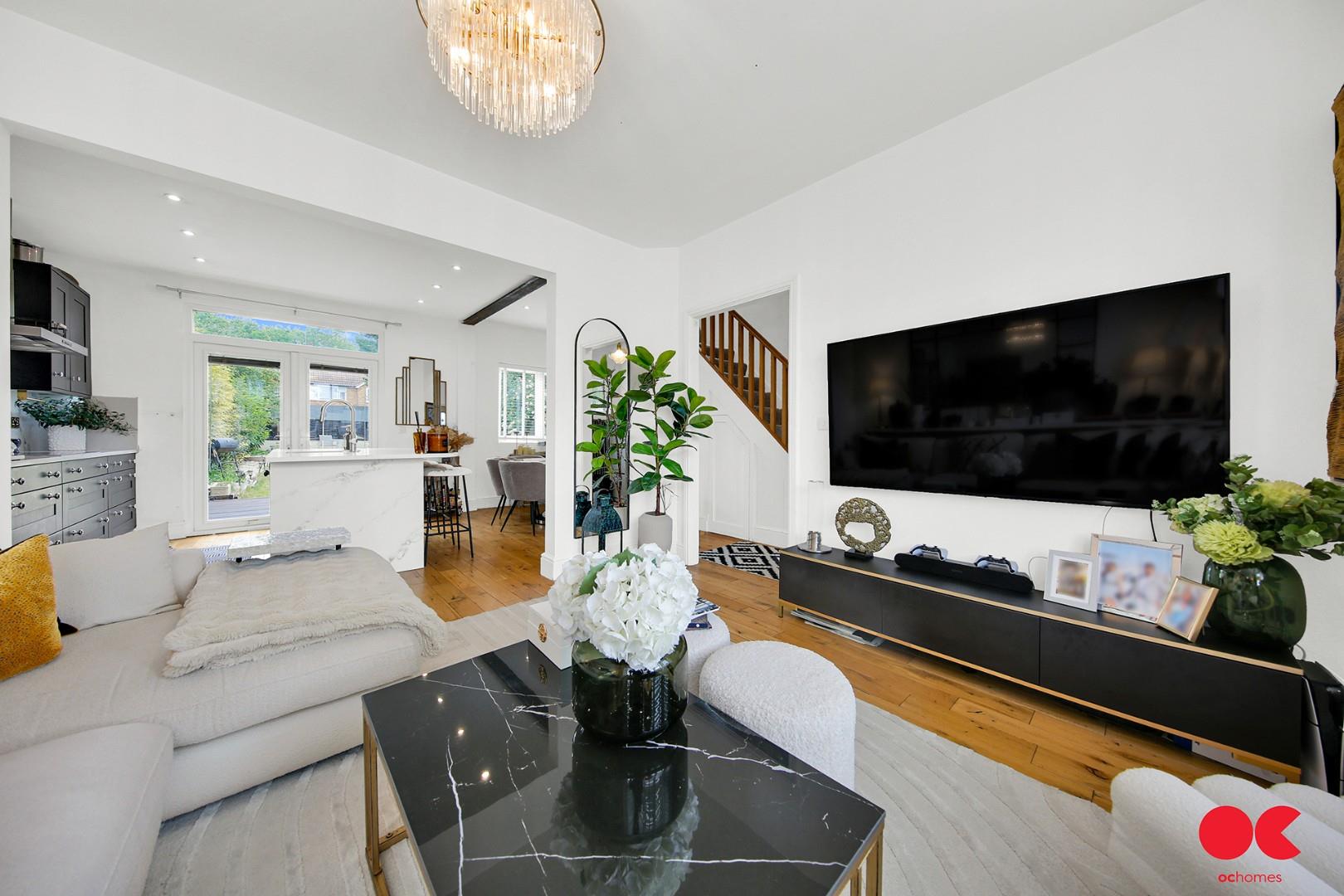 3 bed semi-detached house for sale in Rosslyn Avenue, Harold Wood  - Property Image 24
