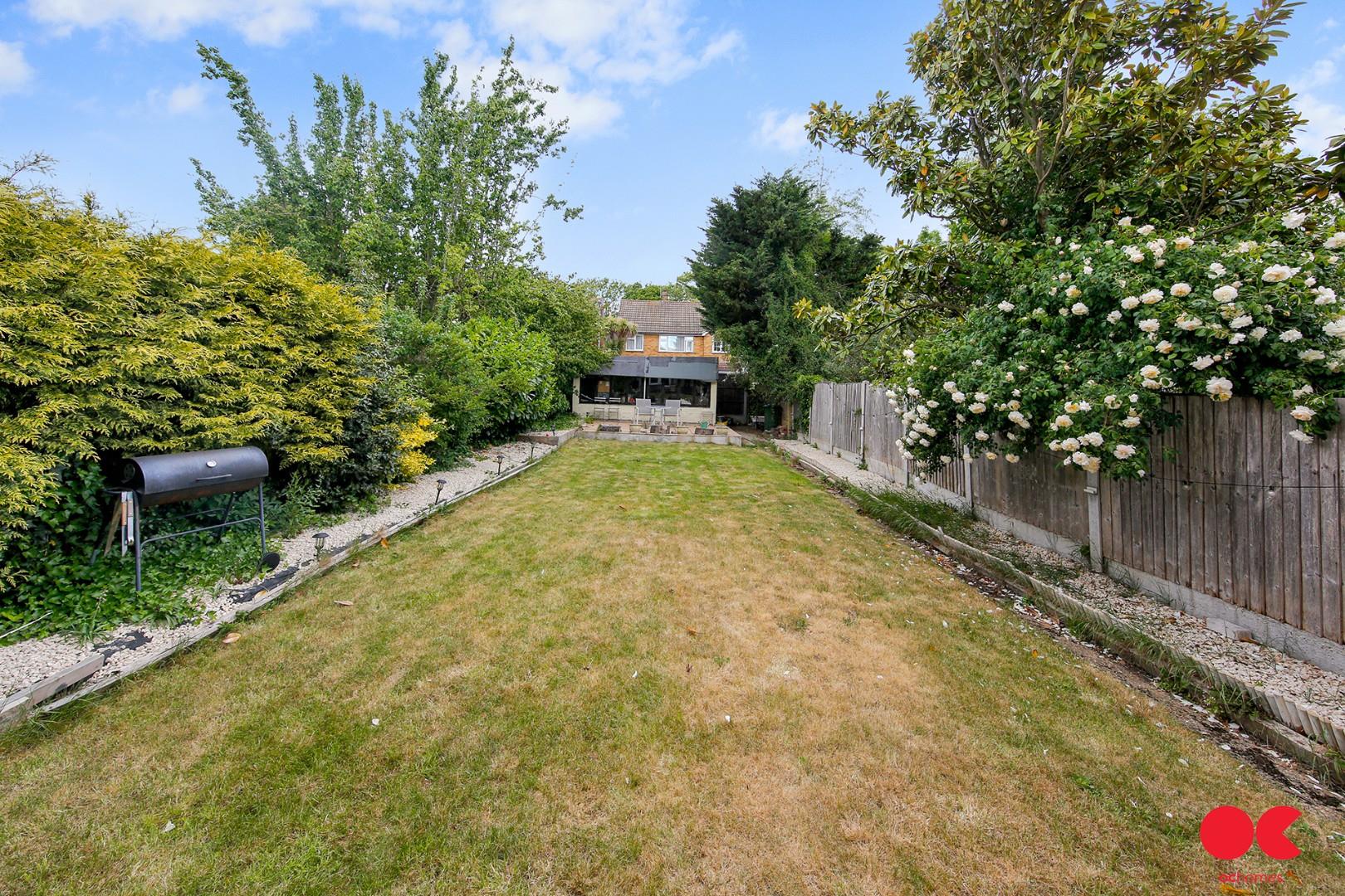 3 bed semi-detached house for sale in Rosslyn Avenue, Harold Wood  - Property Image 37