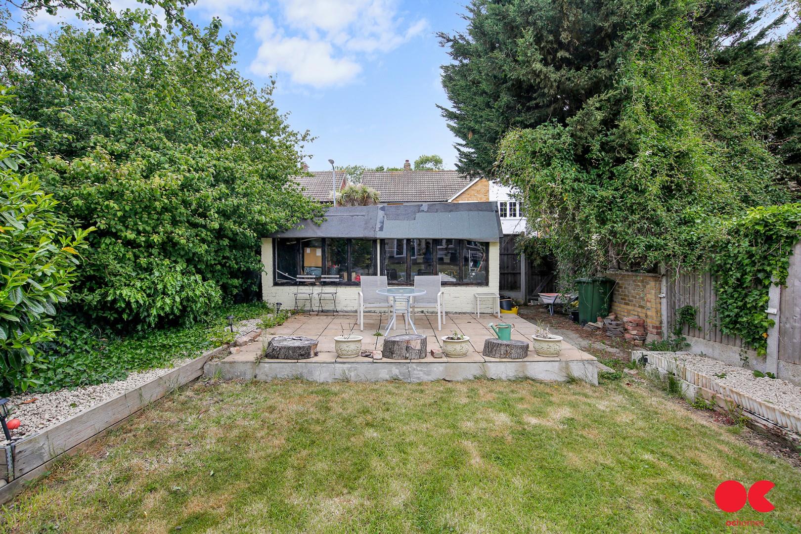3 bed semi-detached house for sale in Rosslyn Avenue, Harold Wood  - Property Image 25