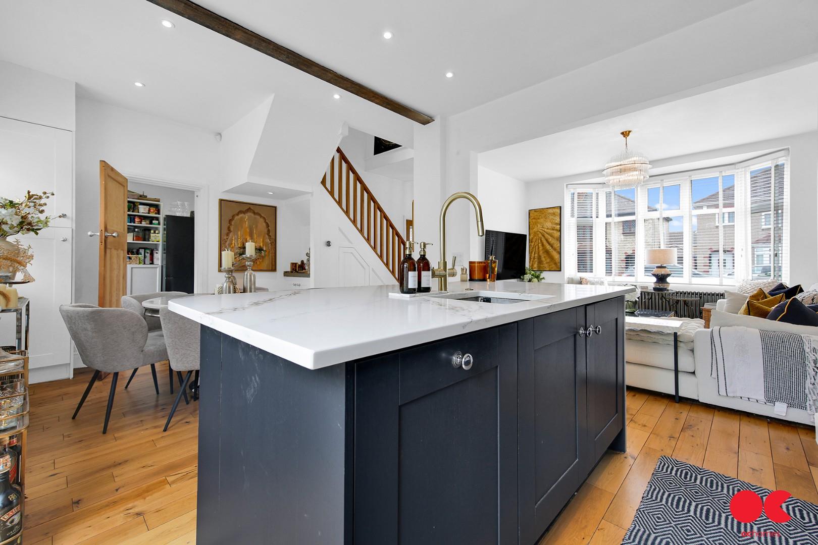 3 bed semi-detached house for sale in Rosslyn Avenue, Harold Wood  - Property Image 28