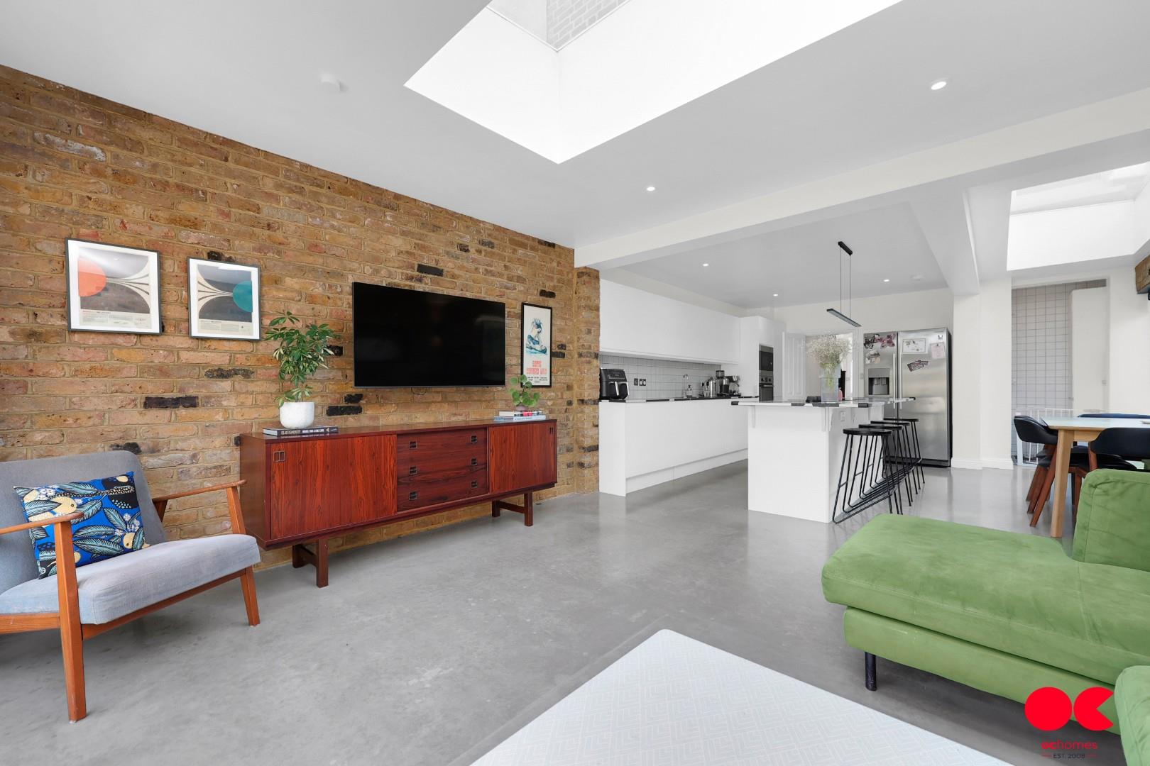 3 bed end of terrace house for sale in Brentwood Road, Gidea Park  - Property Image 27