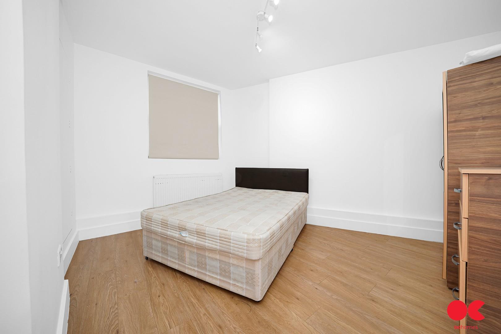 1 bed flat to rent in Cranbrook Road, Ilford  - Property Image 3
