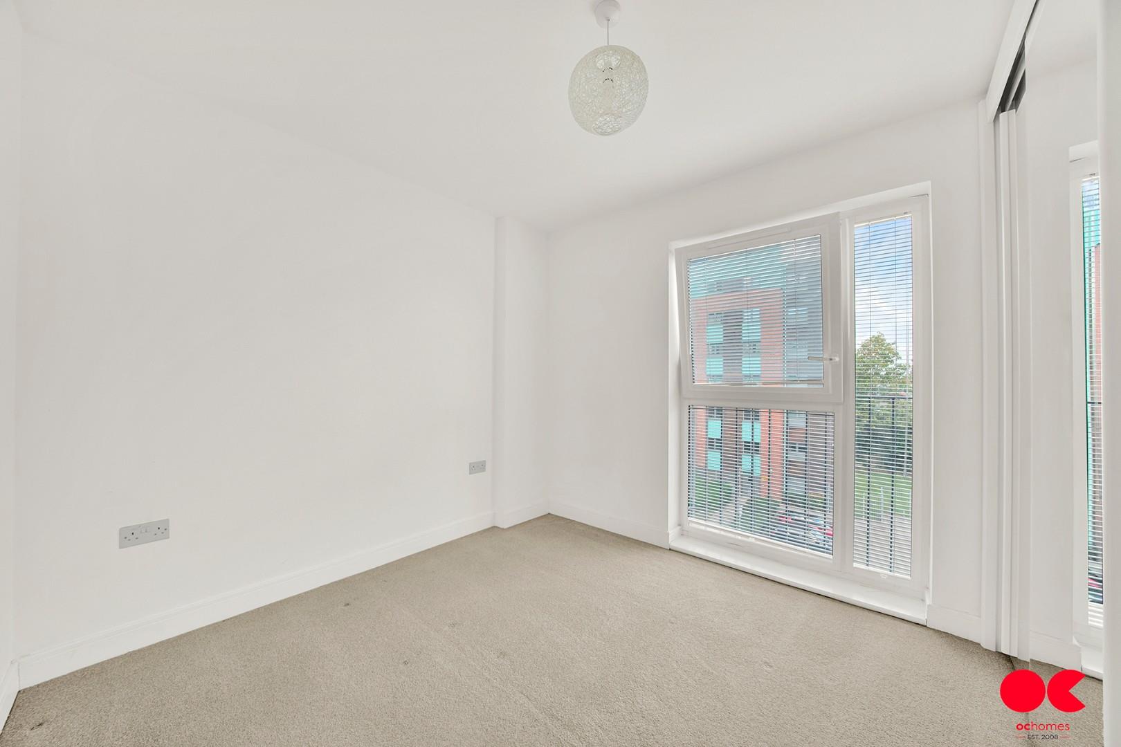 2 bed flat to rent in Maxwell Road, Romford  - Property Image 6