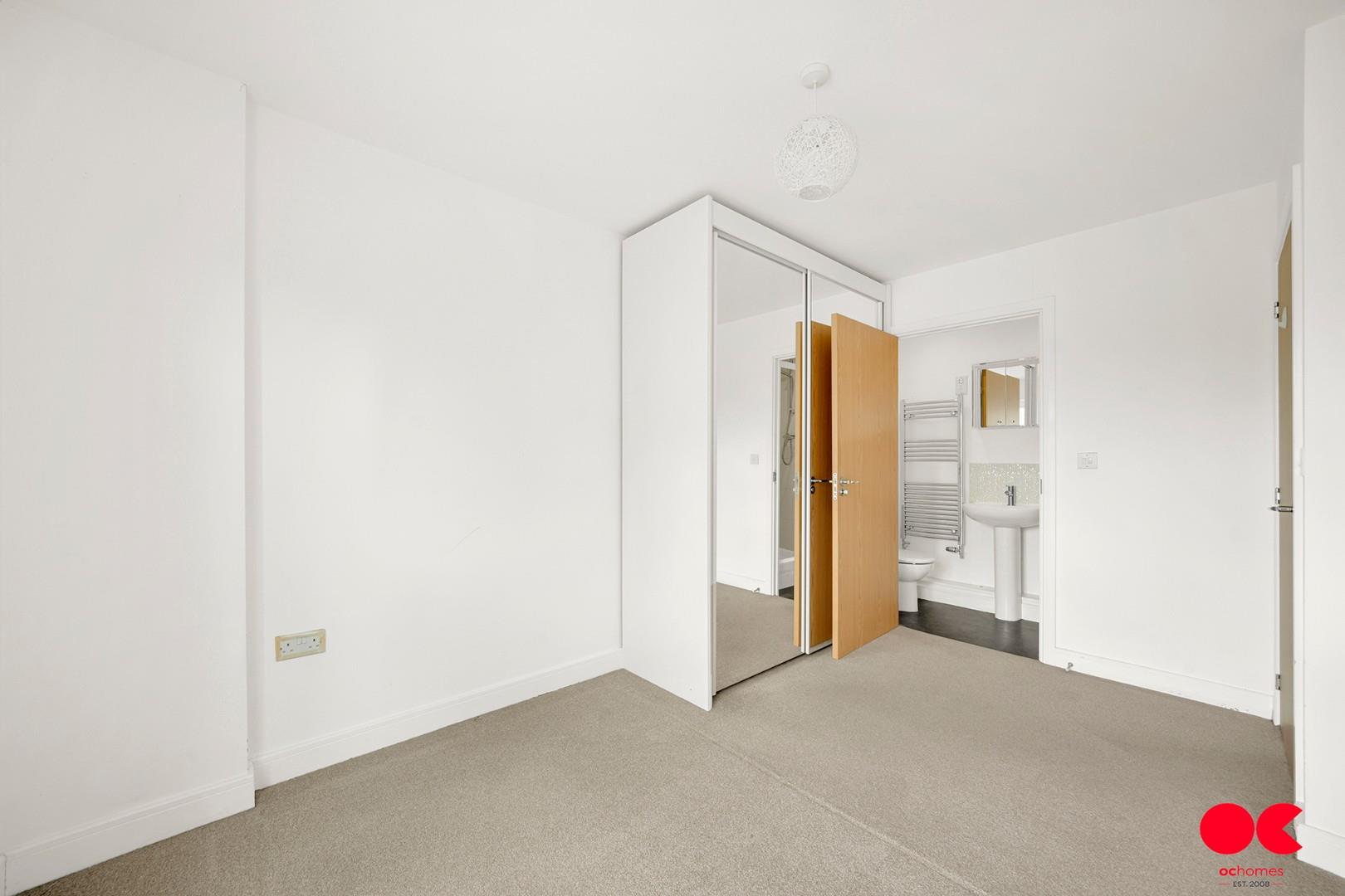 2 bed flat to rent in Maxwell Road, Romford  - Property Image 8