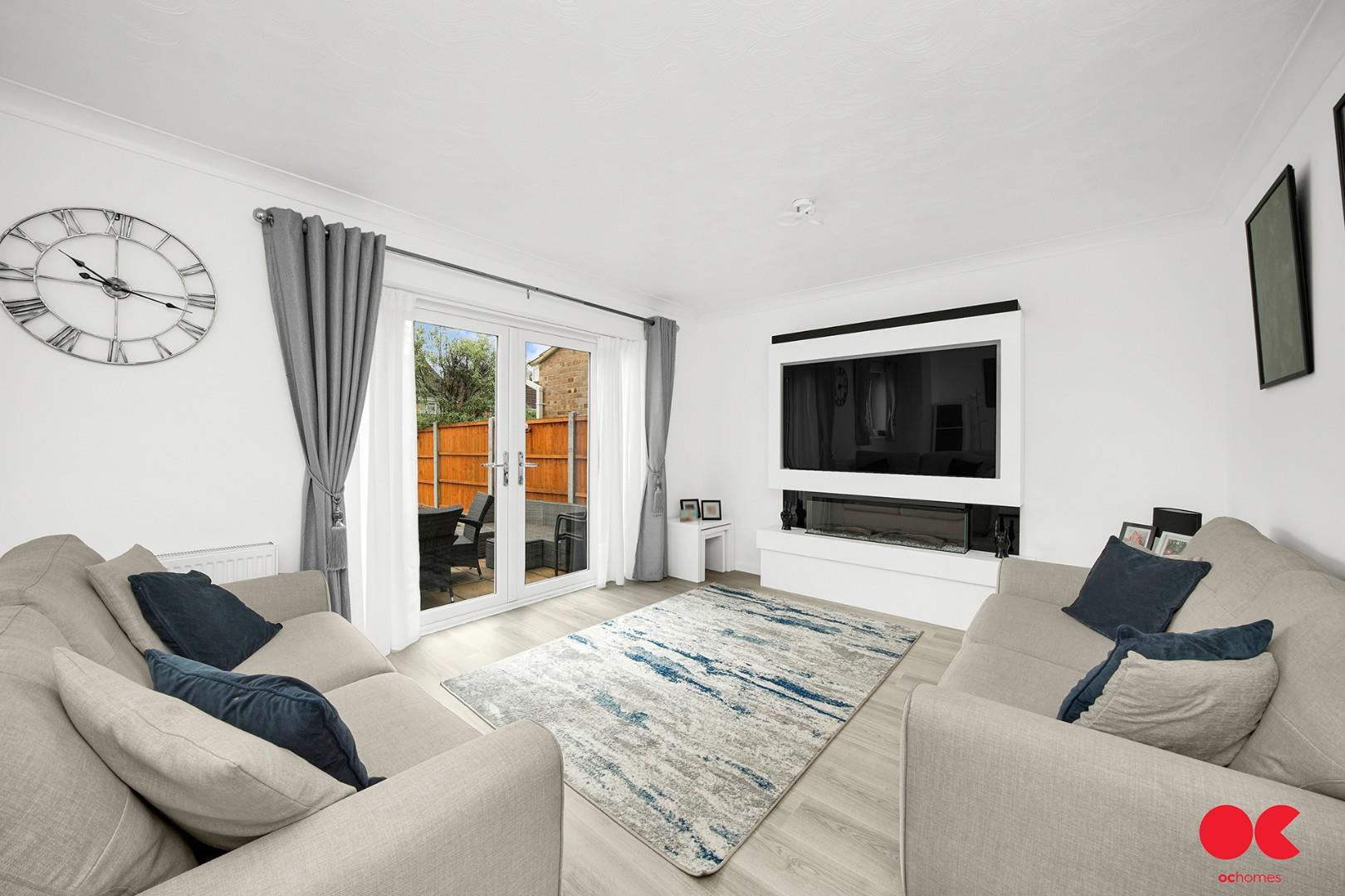 3 bed semi-detached house for sale in Hitherwood Close, Hornchurch, RM12