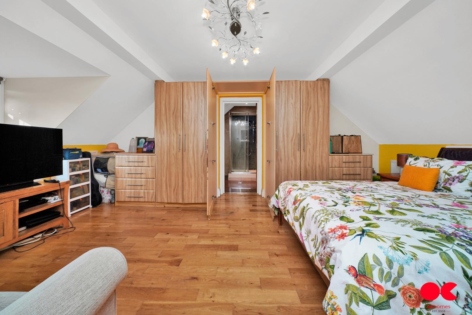 4 bed semi-detached bungalow for sale in Trenance Gardens, Ilford  - Property Image 28