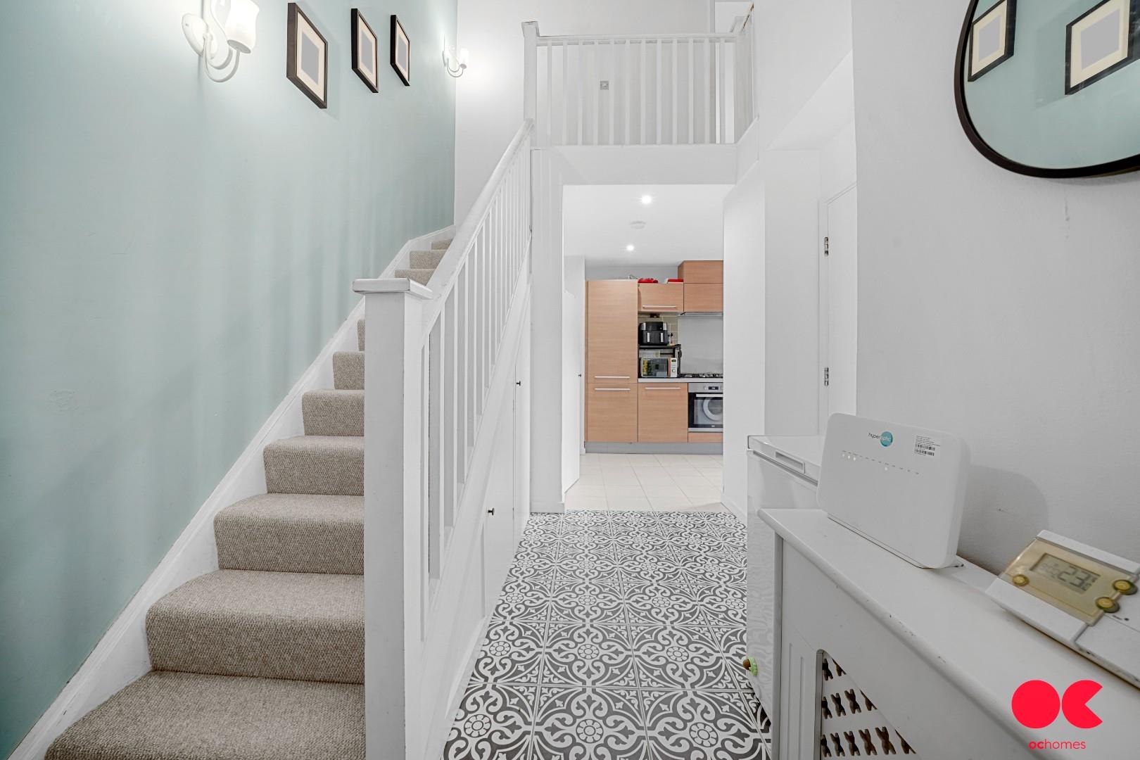 2 bed flat for sale in Kidman Close, Gidea Park  - Property Image 13