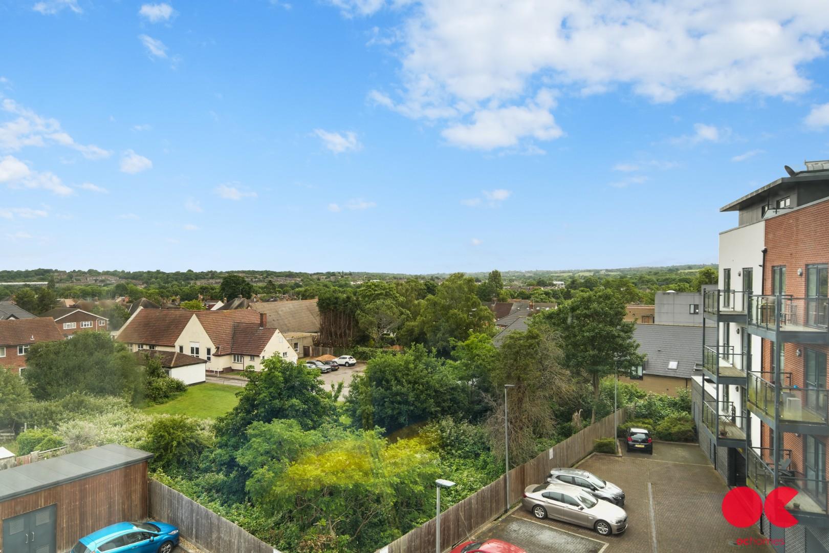 2 bed flat for sale in St. Clements Avenue, Harold Wood  - Property Image 14