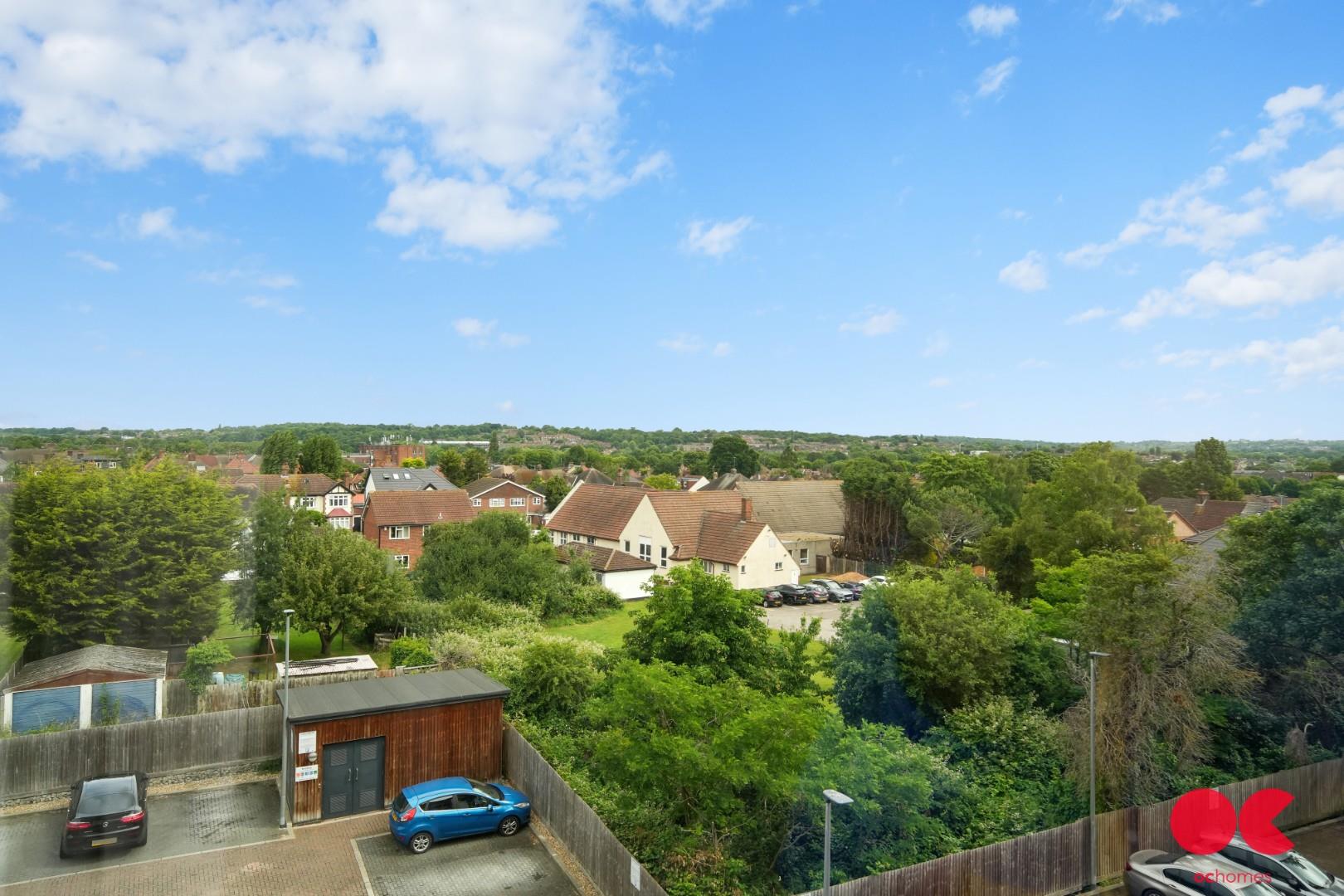 2 bed flat for sale in St. Clements Avenue, Harold Wood  - Property Image 27