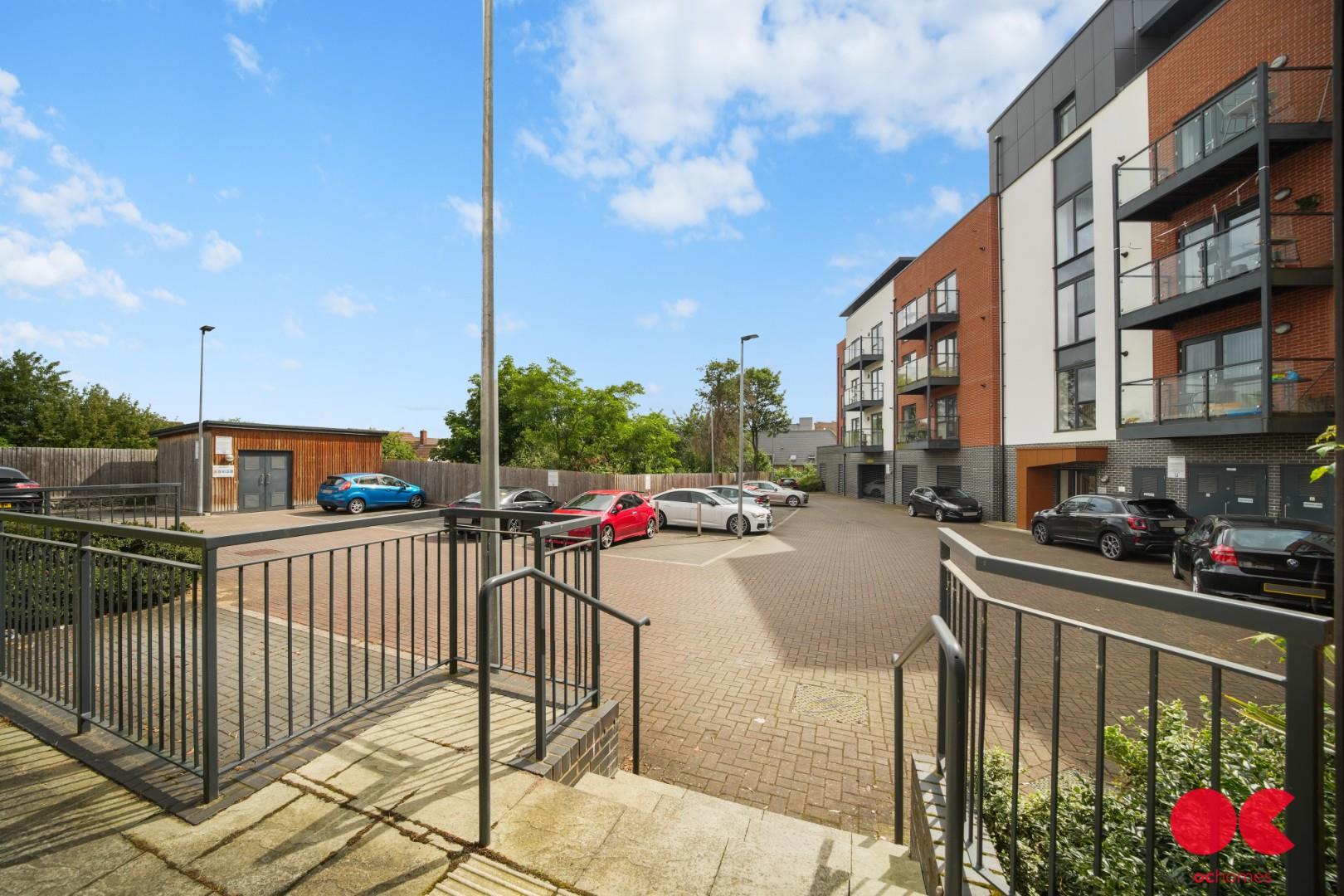 2 bed flat for sale in St. Clements Avenue, Harold Wood  - Property Image 28