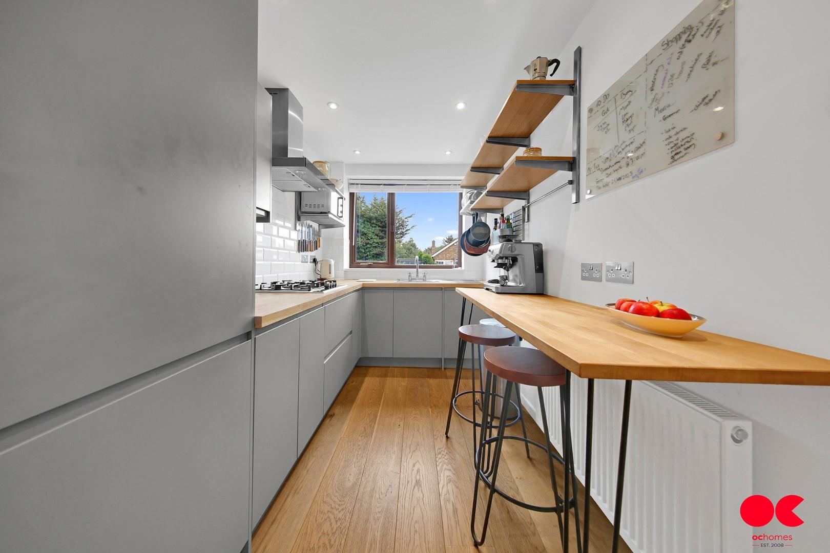2 bed semi-detached house for sale in Keats Avenue, Romford  - Property Image 27