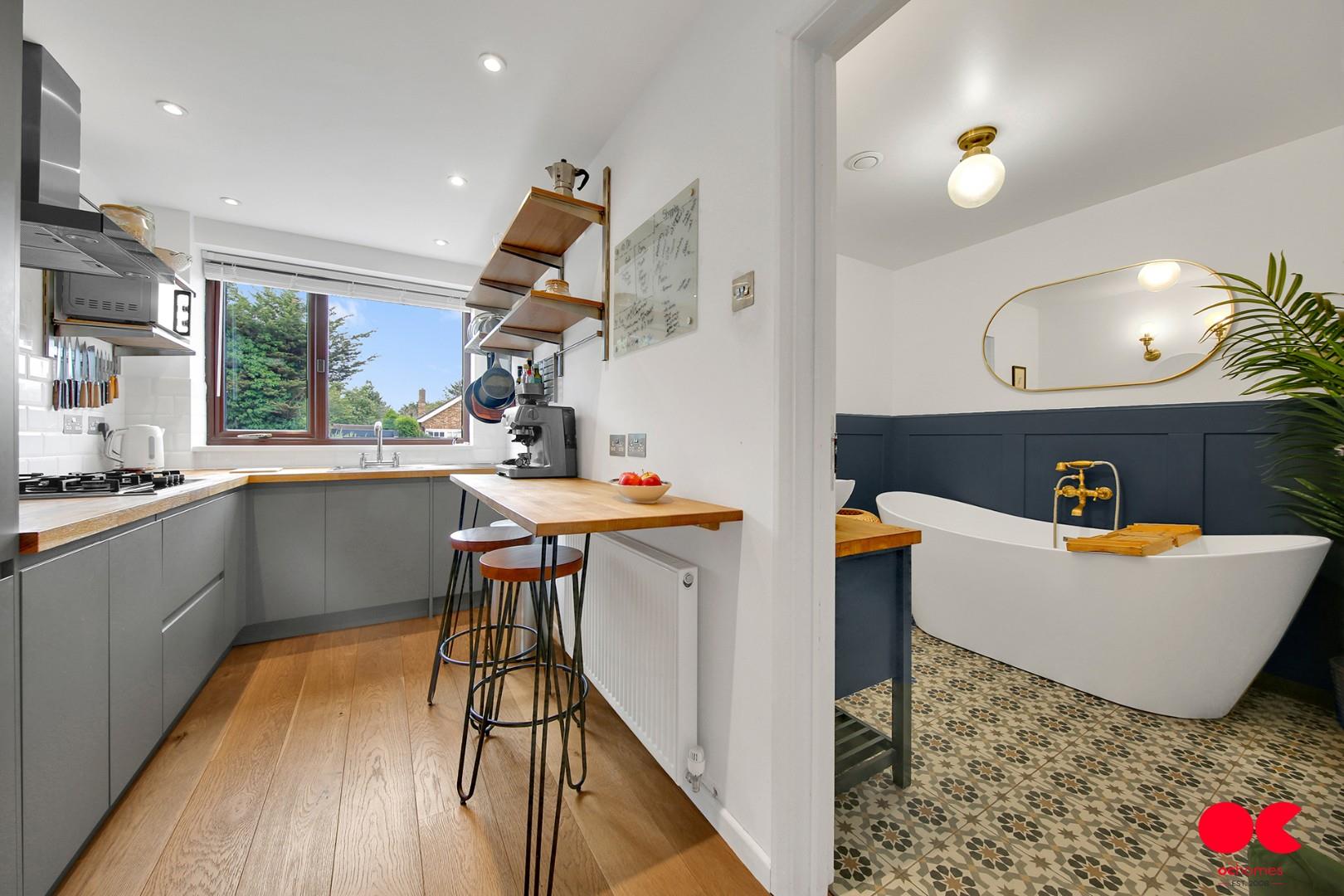 2 bed semi-detached house for sale in Keats Avenue, Romford  - Property Image 24