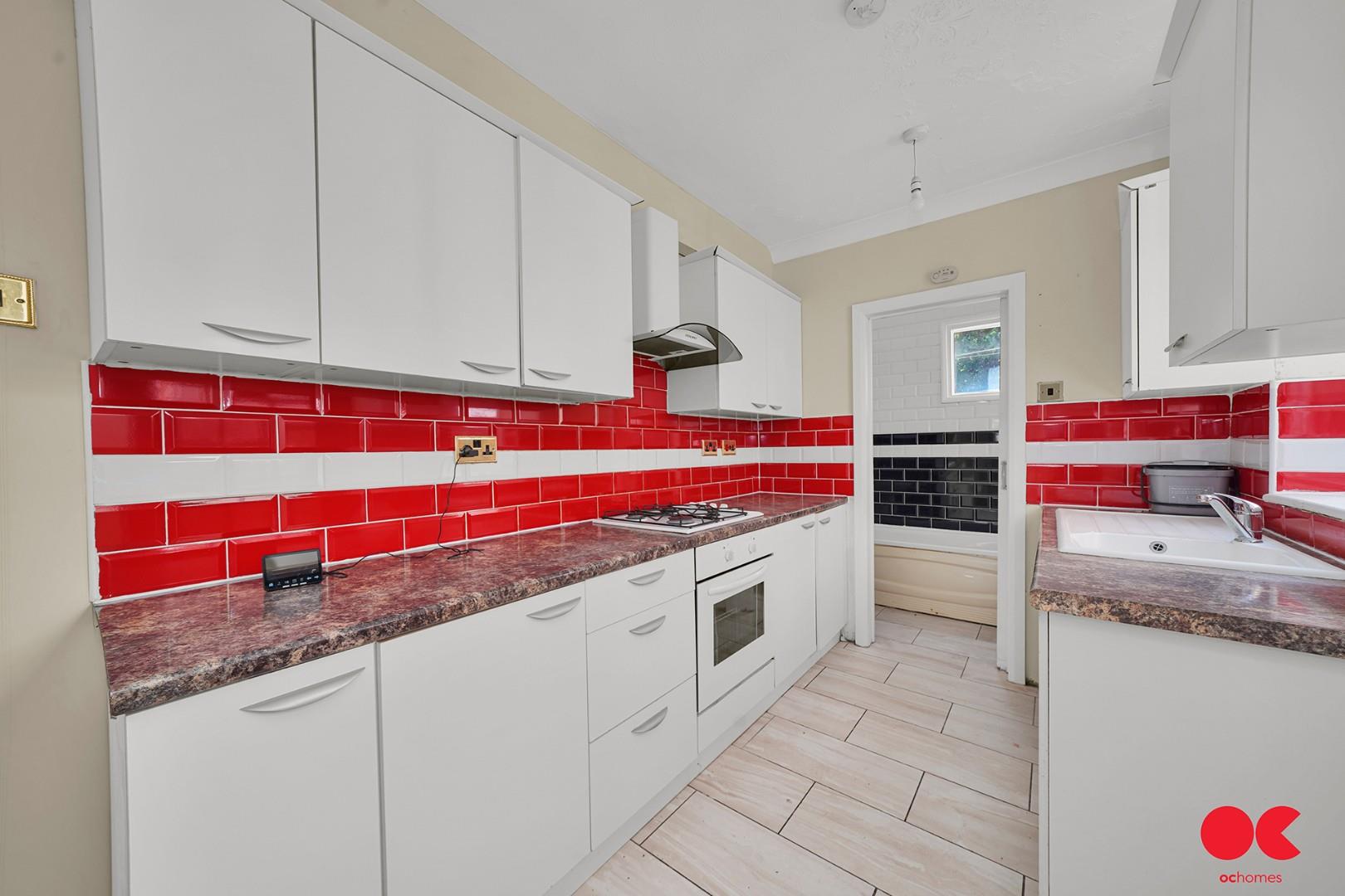 3 bed terraced house to rent in Darnley Road, Grays, RM17