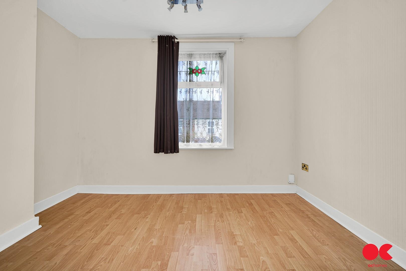 3 bed terraced house to rent in Darnley Road, Grays  - Property Image 16