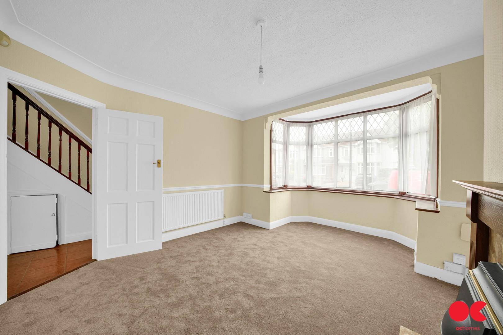 3 bed terraced house to rent in Carlton Road, Gidea Park, RM2