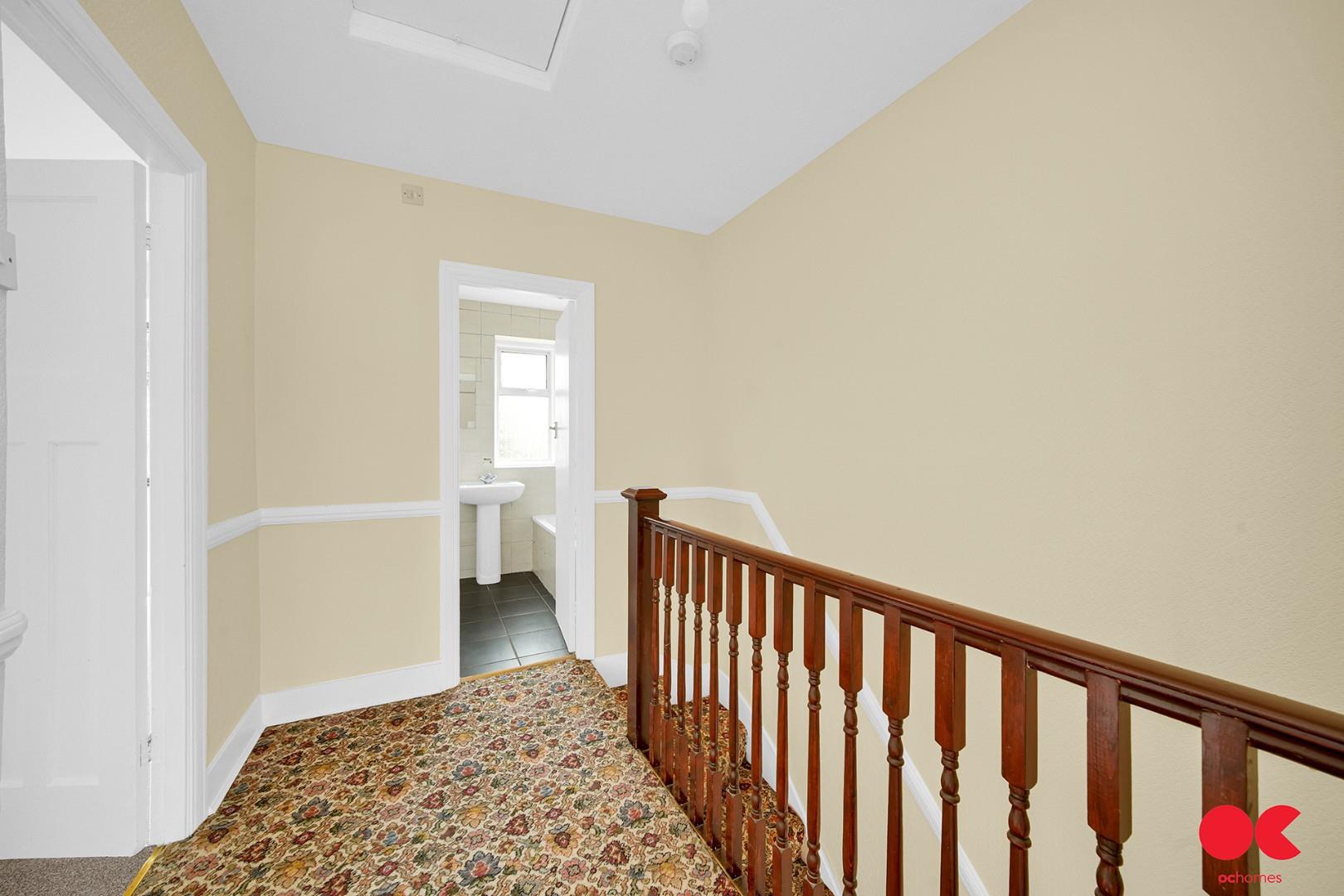 3 bed terraced house to rent in Carlton Road, Gidea Park  - Property Image 9