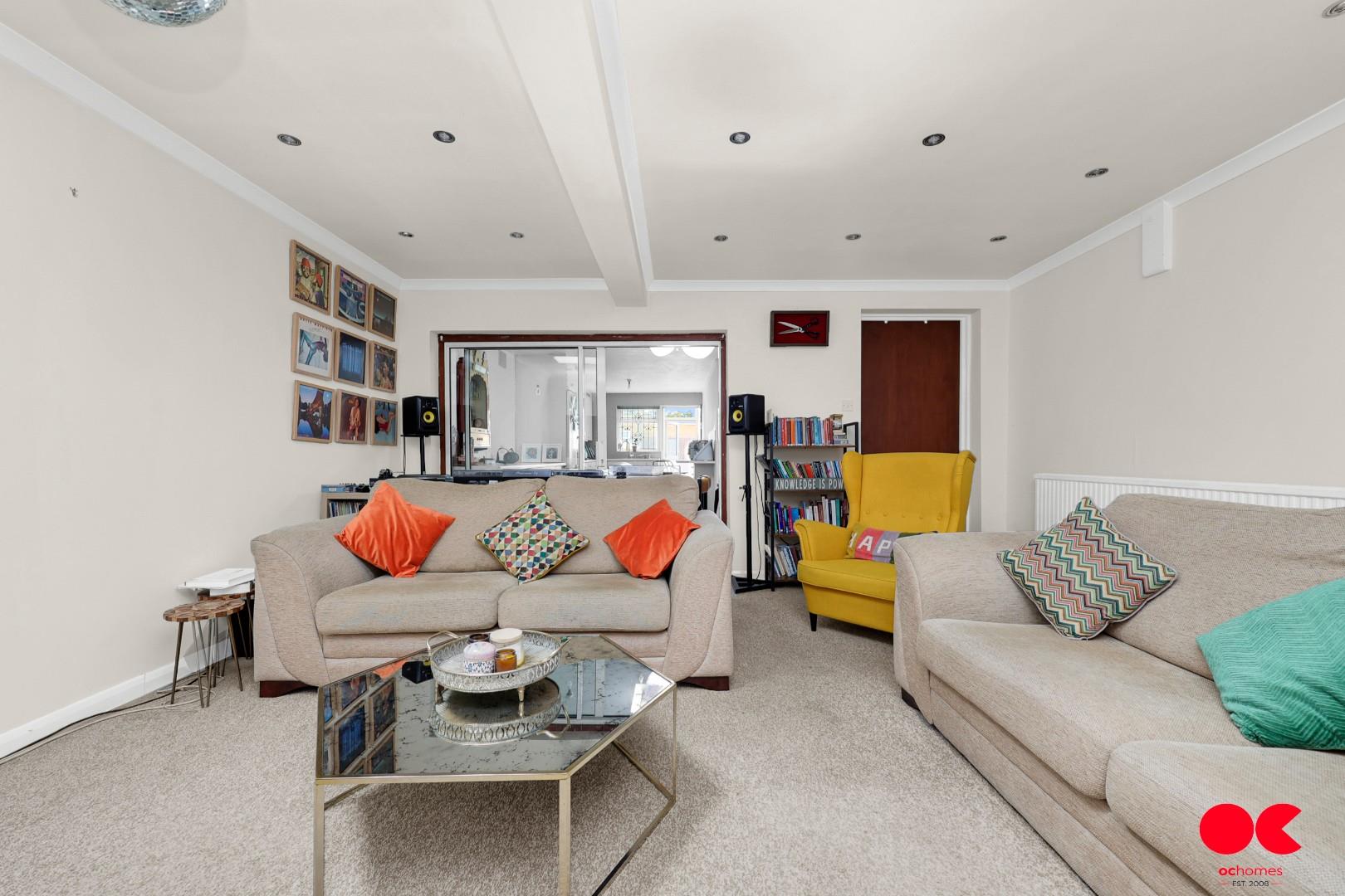 Commercial property for sale in High Street North, London  - Property Image 12