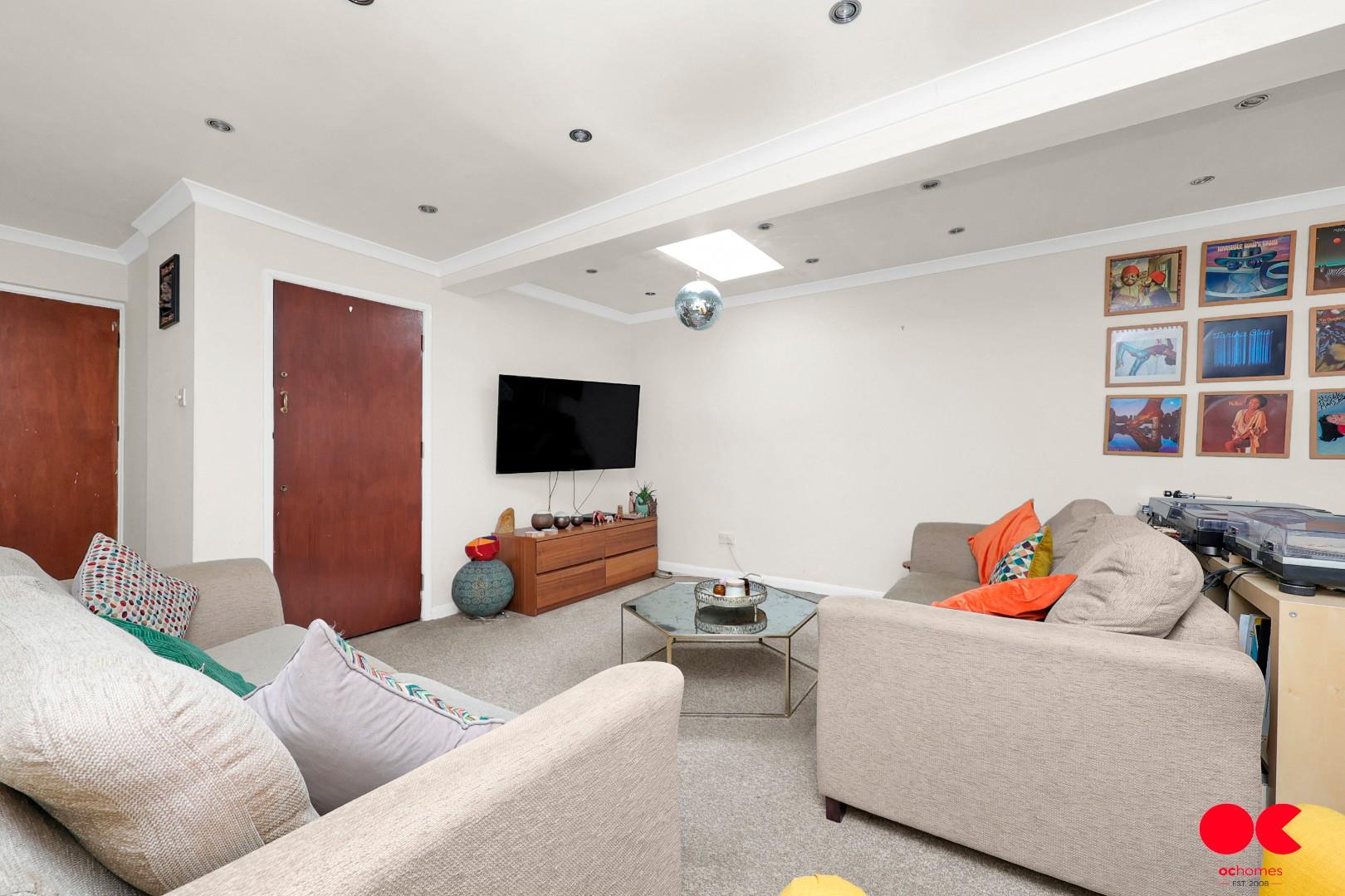 Commercial property for sale in High Street North, London  - Property Image 3