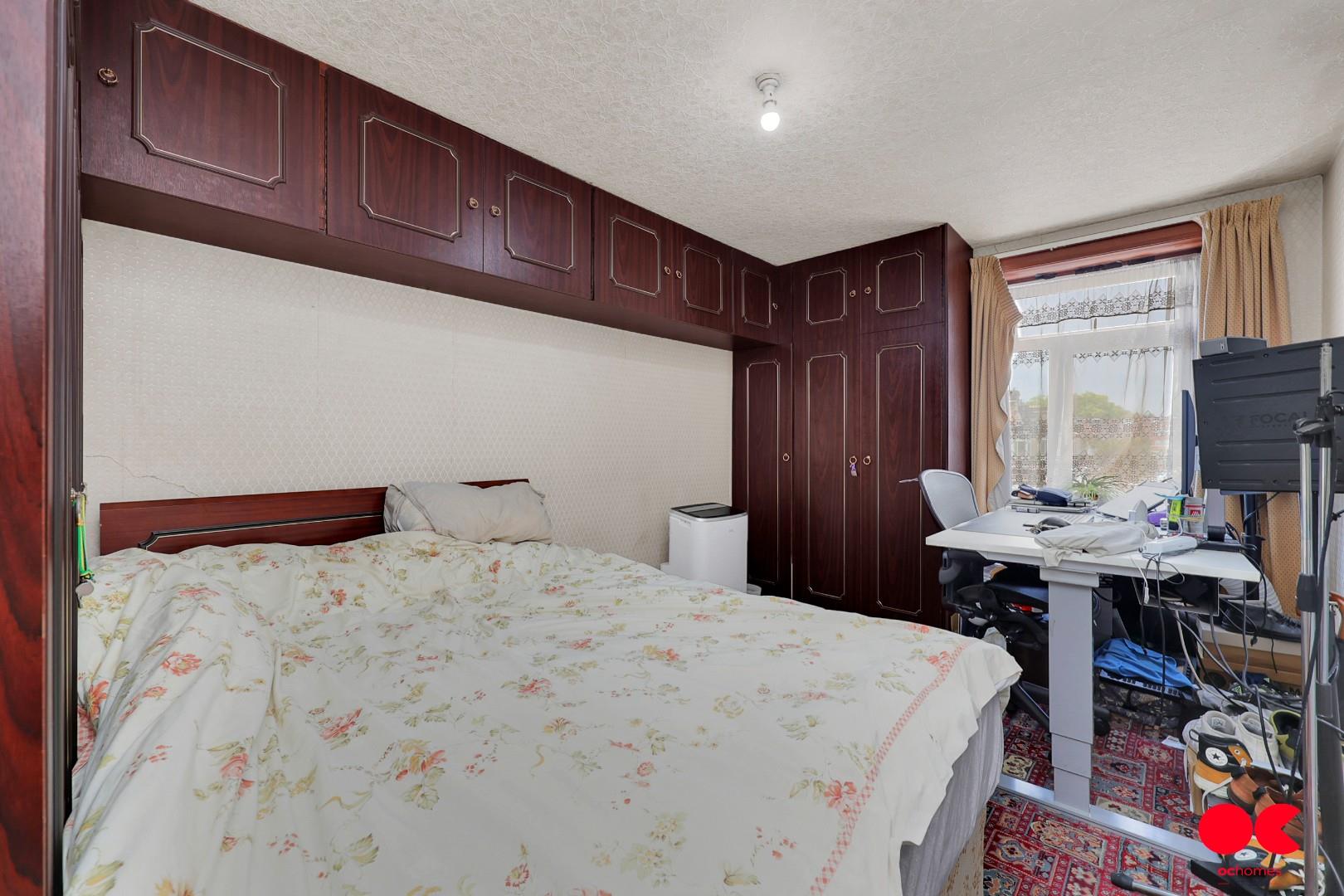 Commercial property for sale in High Street North, London 23