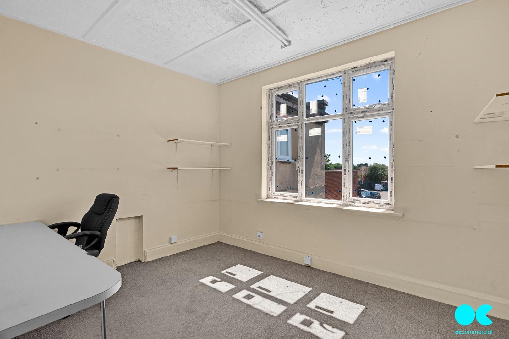 Commercial property to rent in High Street, Hornchurch 13