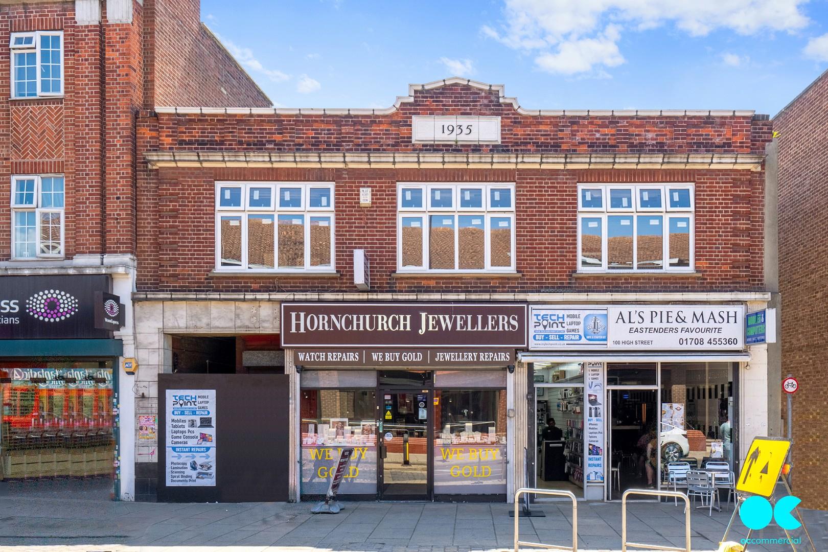 Commercial property to rent in High Street, Hornchurch 18