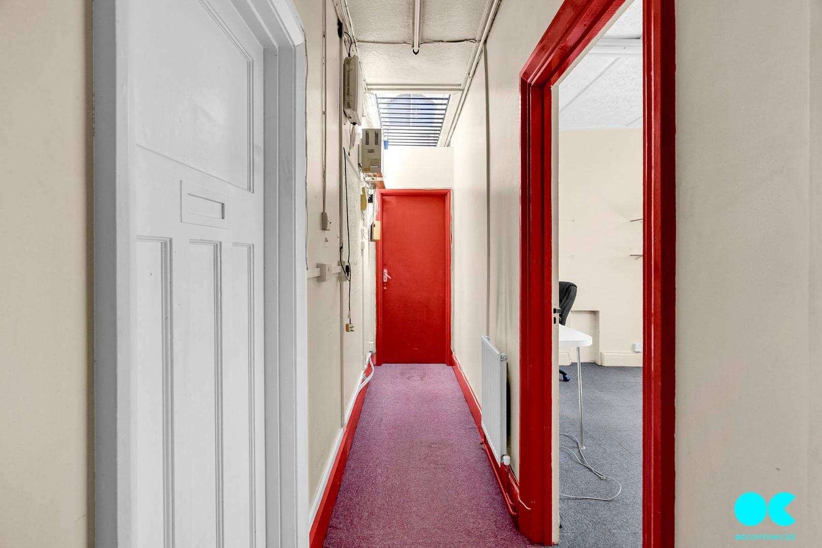 Commercial property to rent in High Street, Hornchurch 12